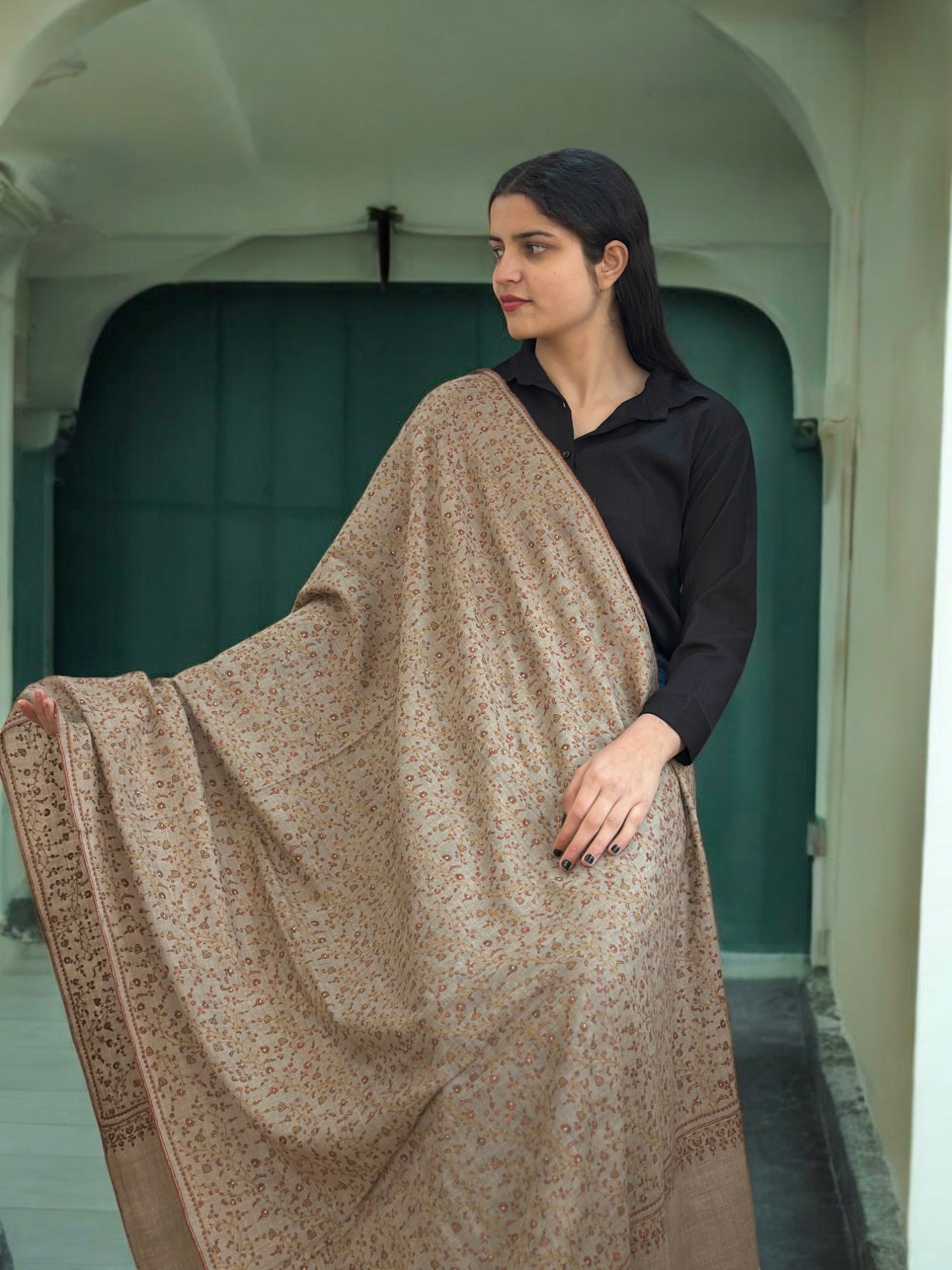 Verdant Bloom Jaal GI Pashmina Shawl