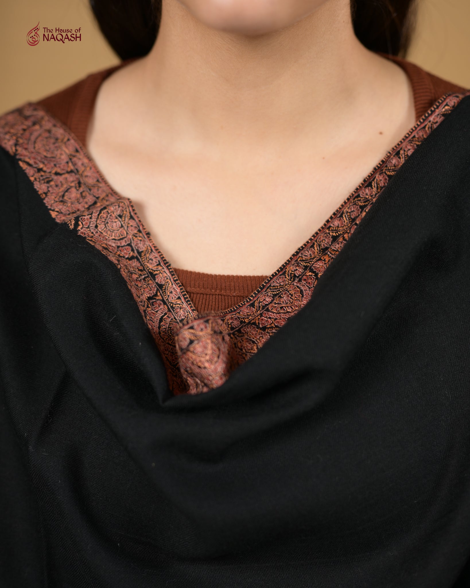 Obsidian Cascade Woolen Shawl