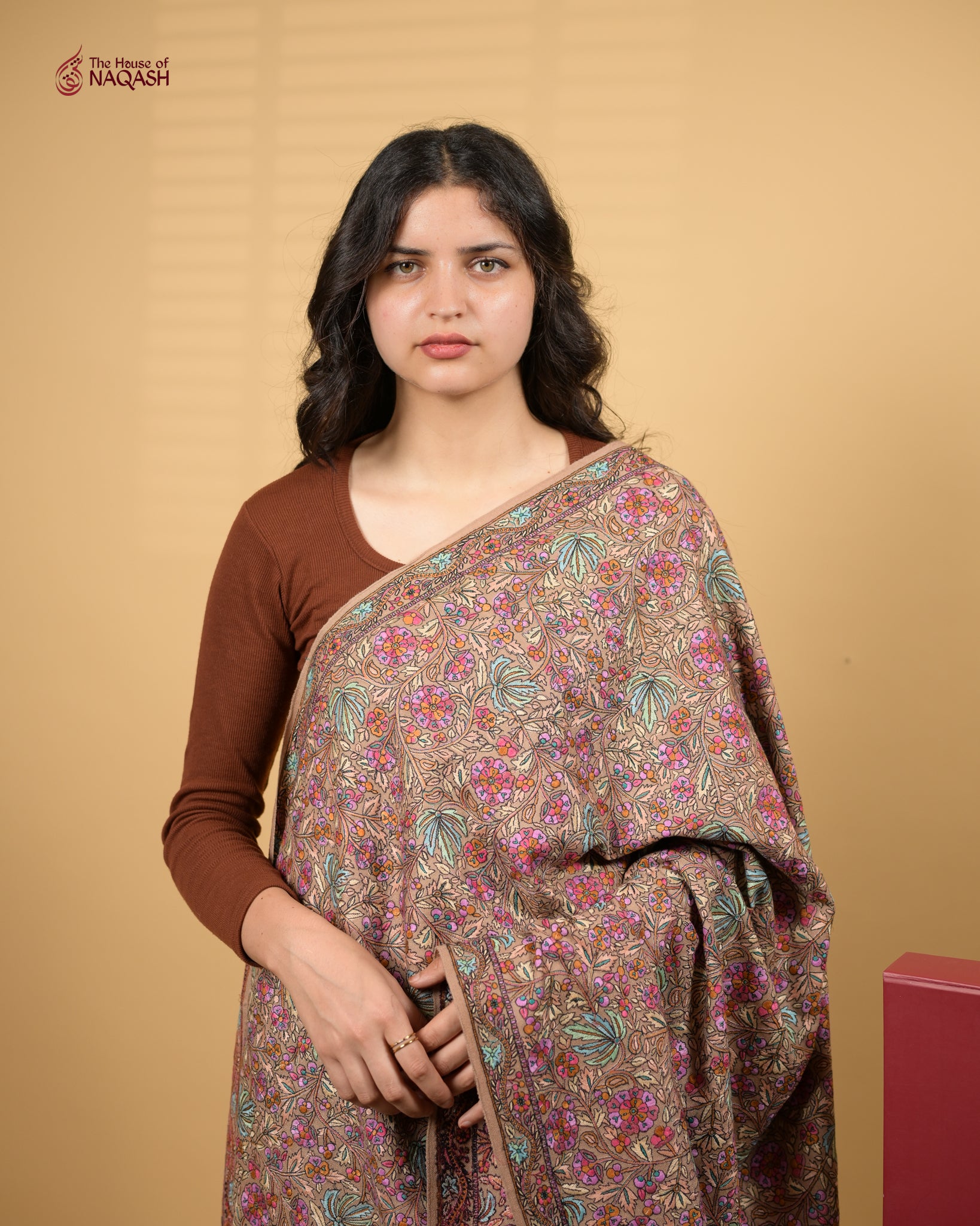 Jamawar Accent Woolen Wrap