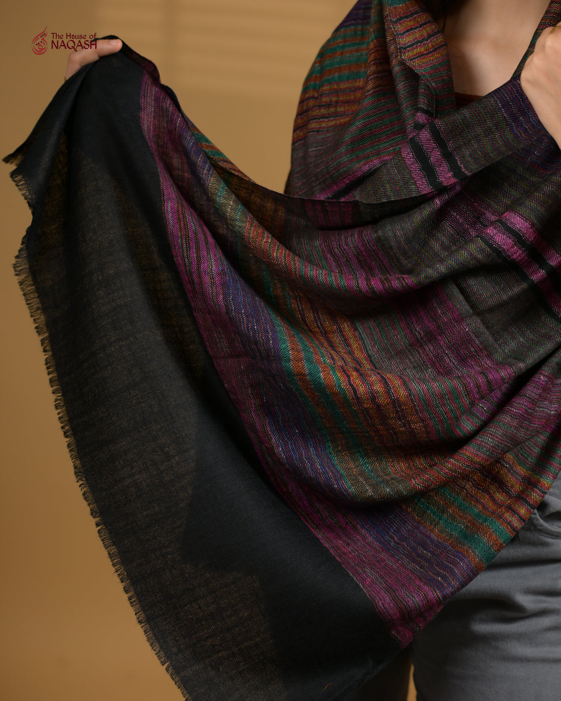 Posh Black Elegant Striped Wrap