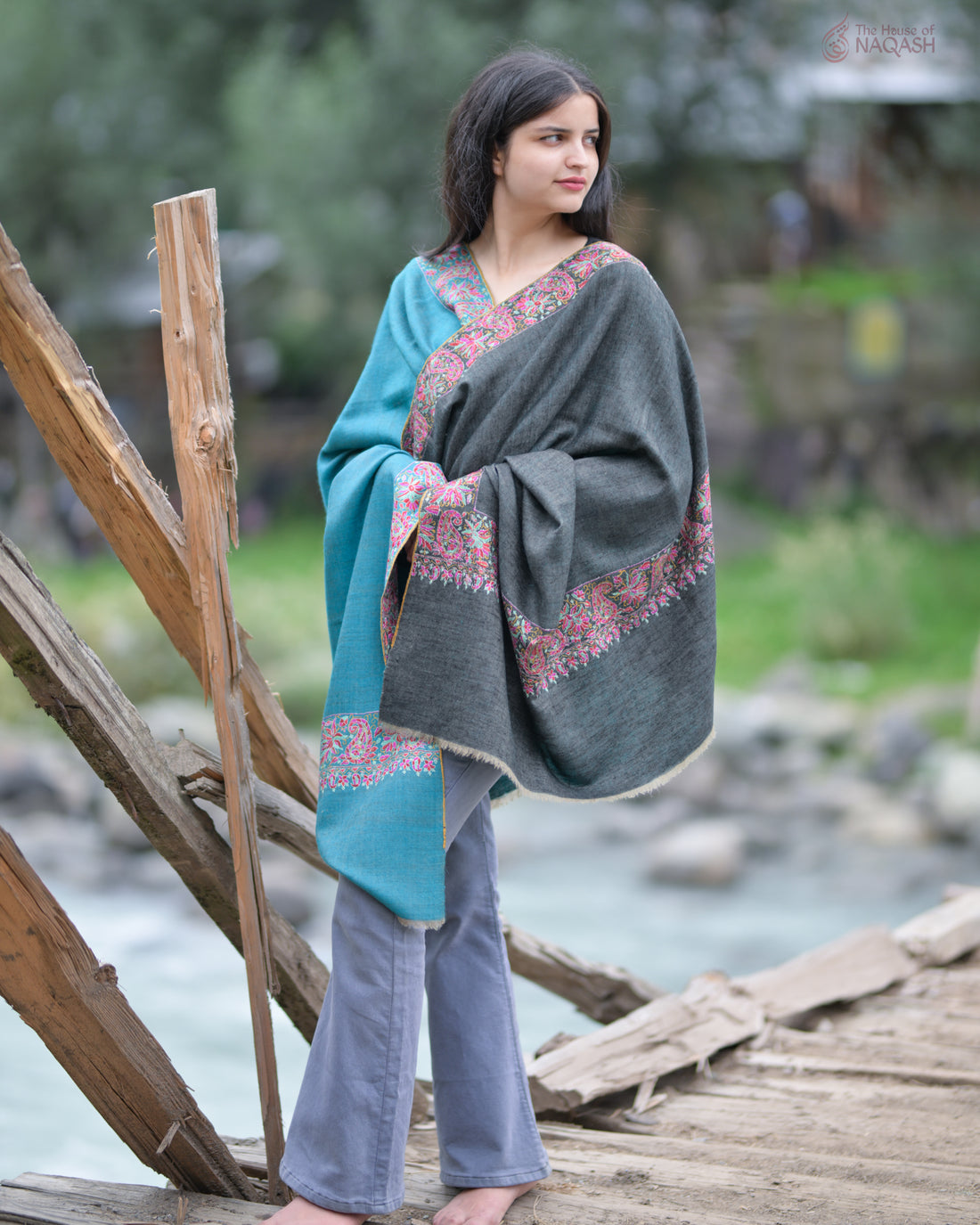 Flip Reversible GI Pashmina Shawl