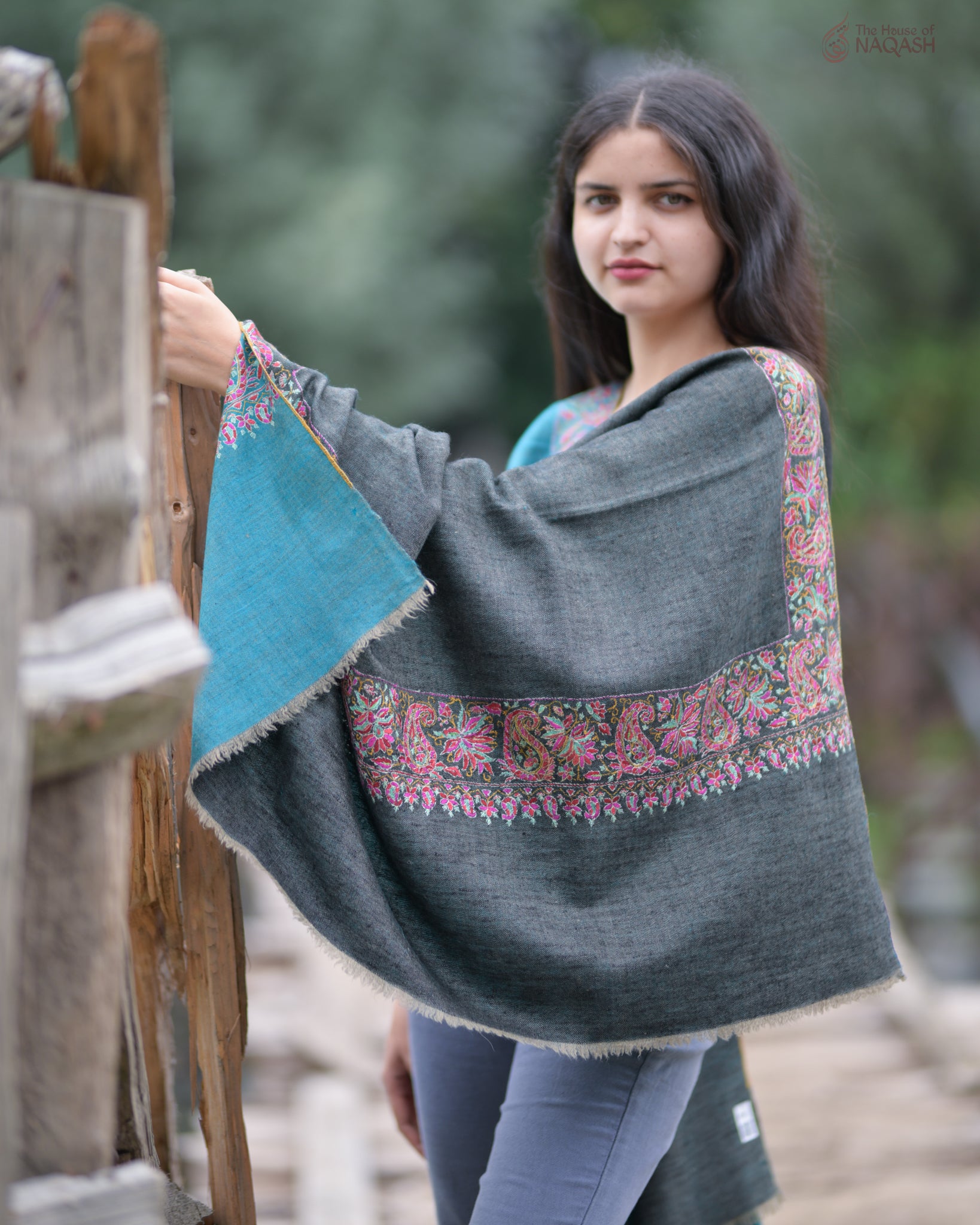 Flip Reversible GI Pashmina Shawl