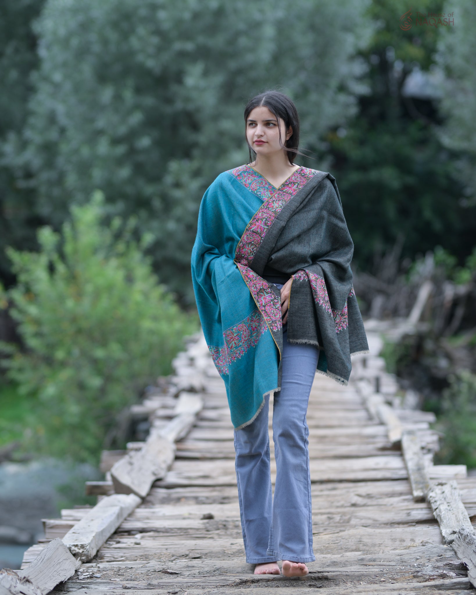 Flip Reversible GI Pashmina Shawl