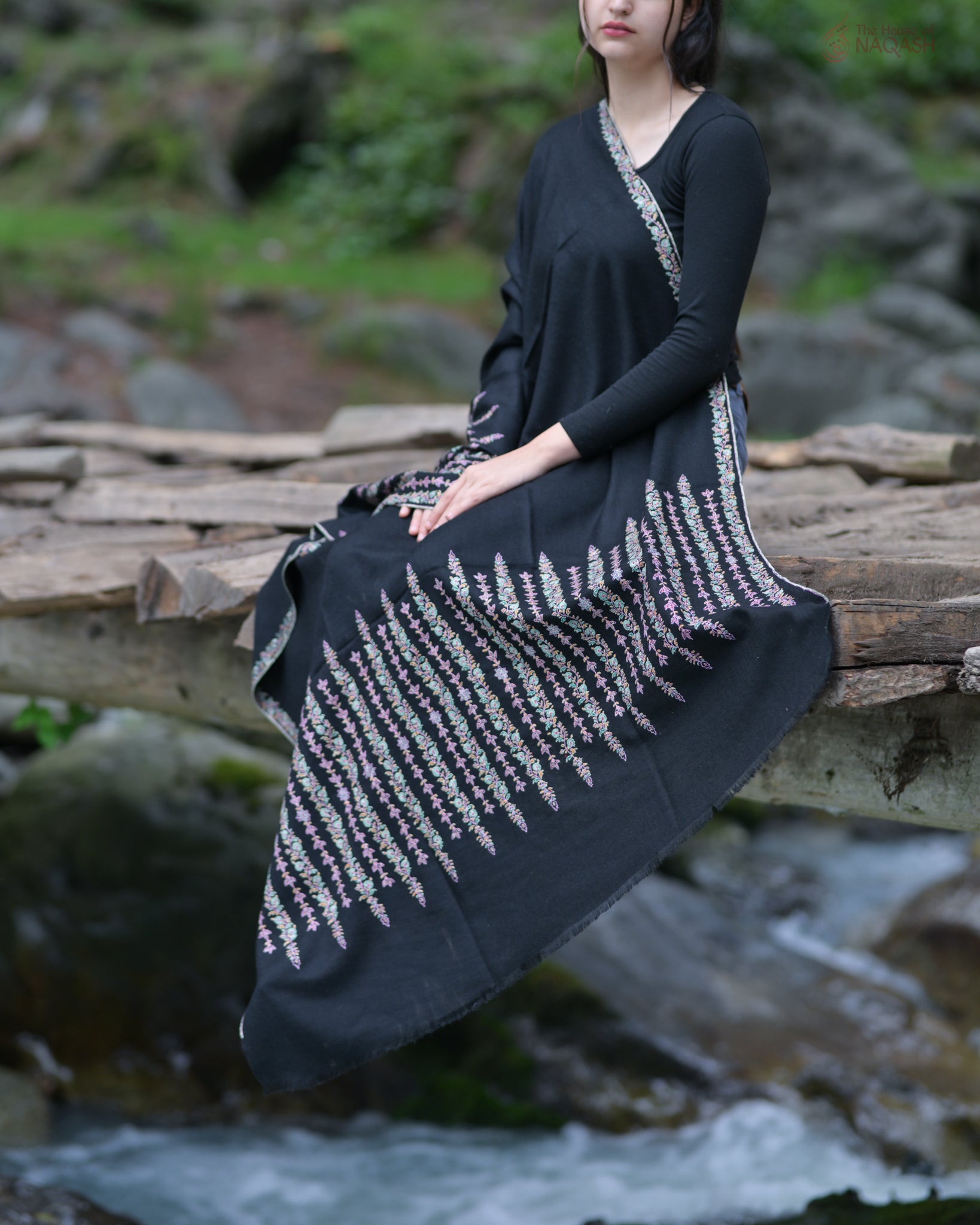 Obsidian Grace Pashmina Shawl
