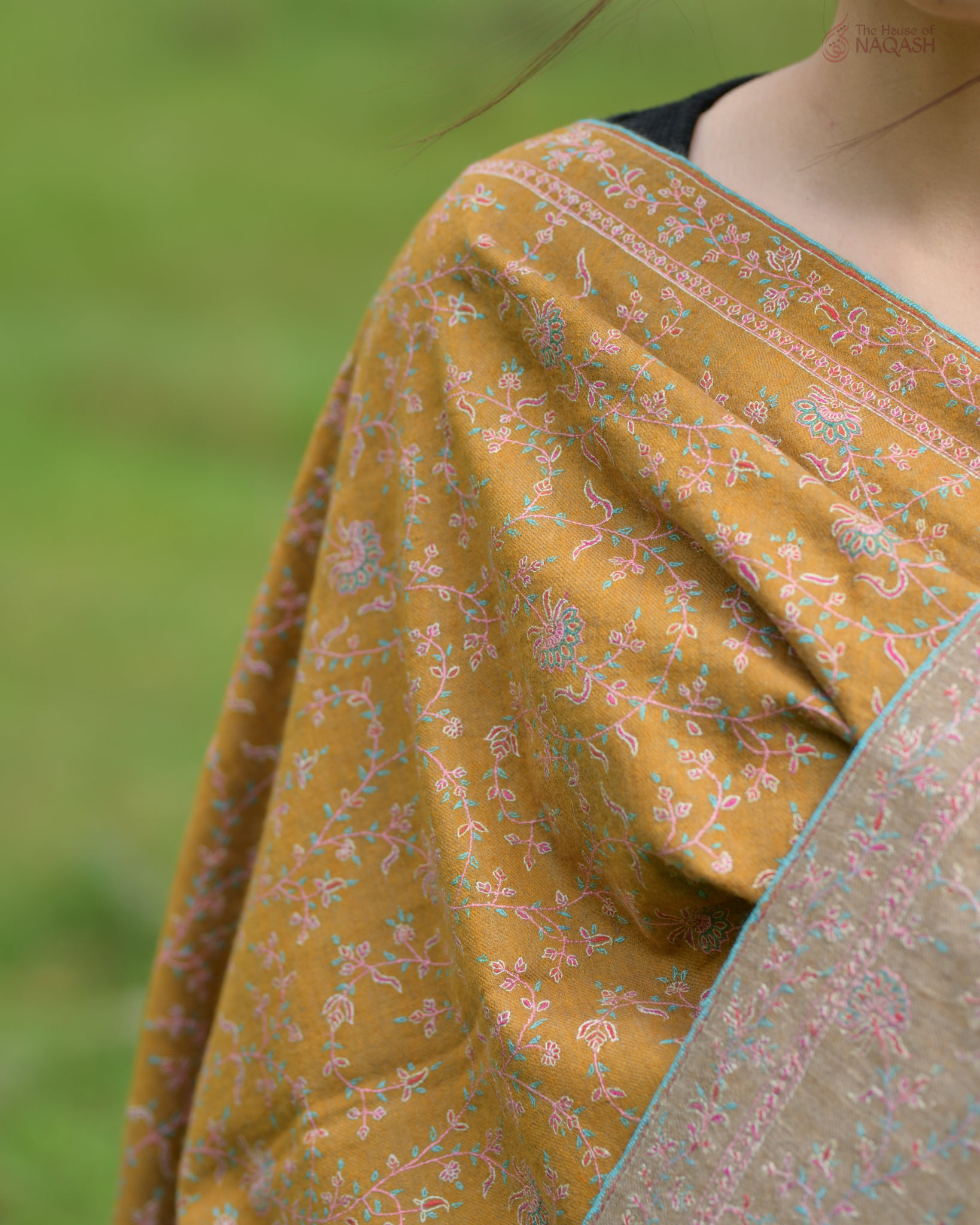Two-in-One Reversible GI Pashmina Shawl