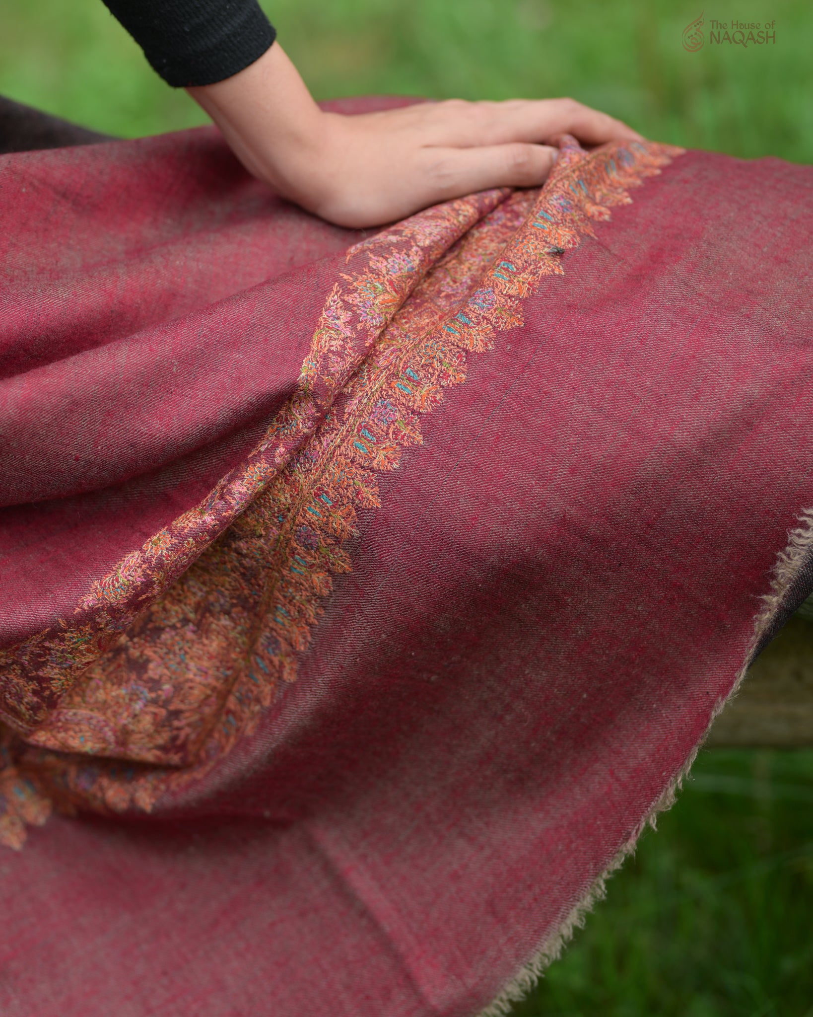 ReveriSilk Elegance Reversible GI Pashmina Shawl