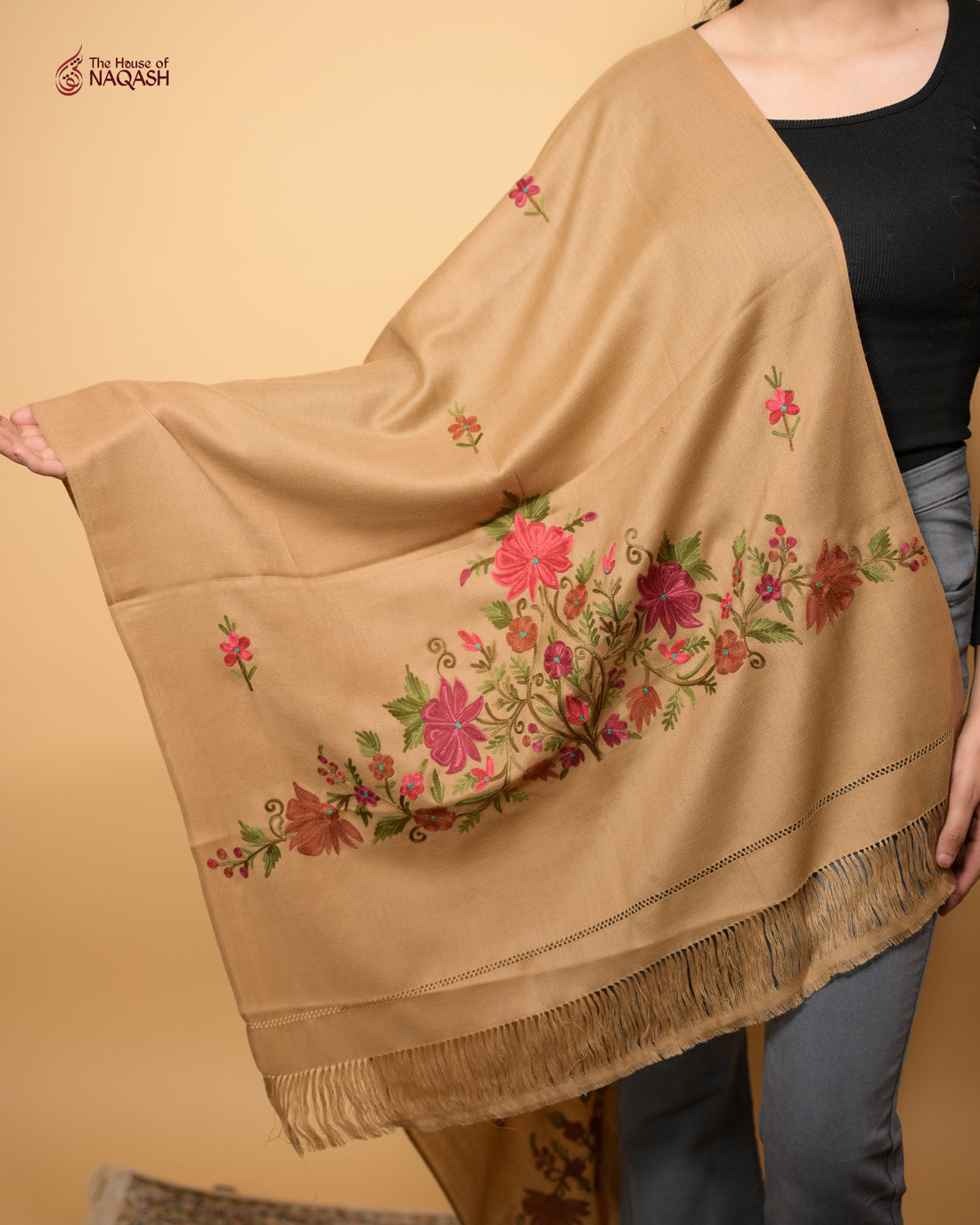 Intricate Ari Symphony Stole