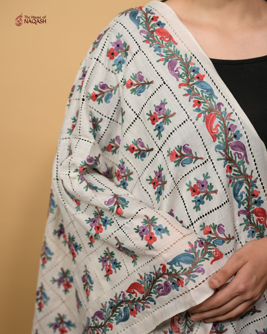 Luminous Pearl Ari Stole