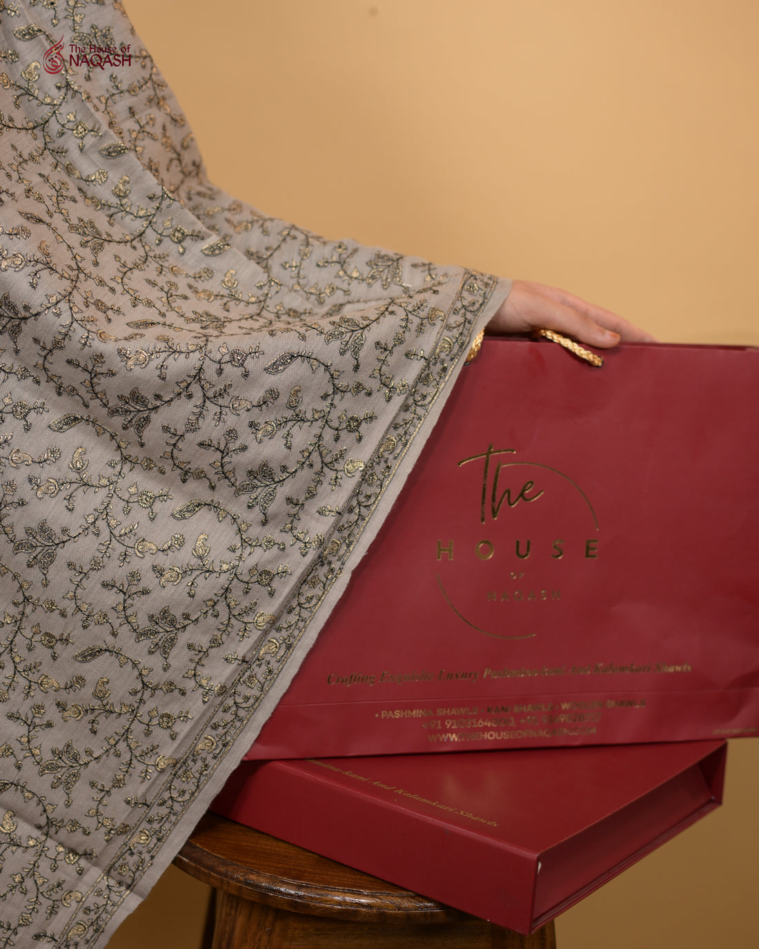 Earthy Elegance Jaaldar