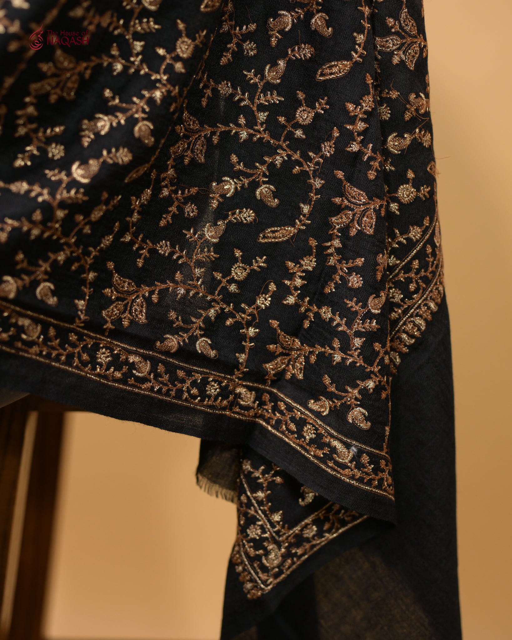 Ebony Sari Jaaldar Splendour