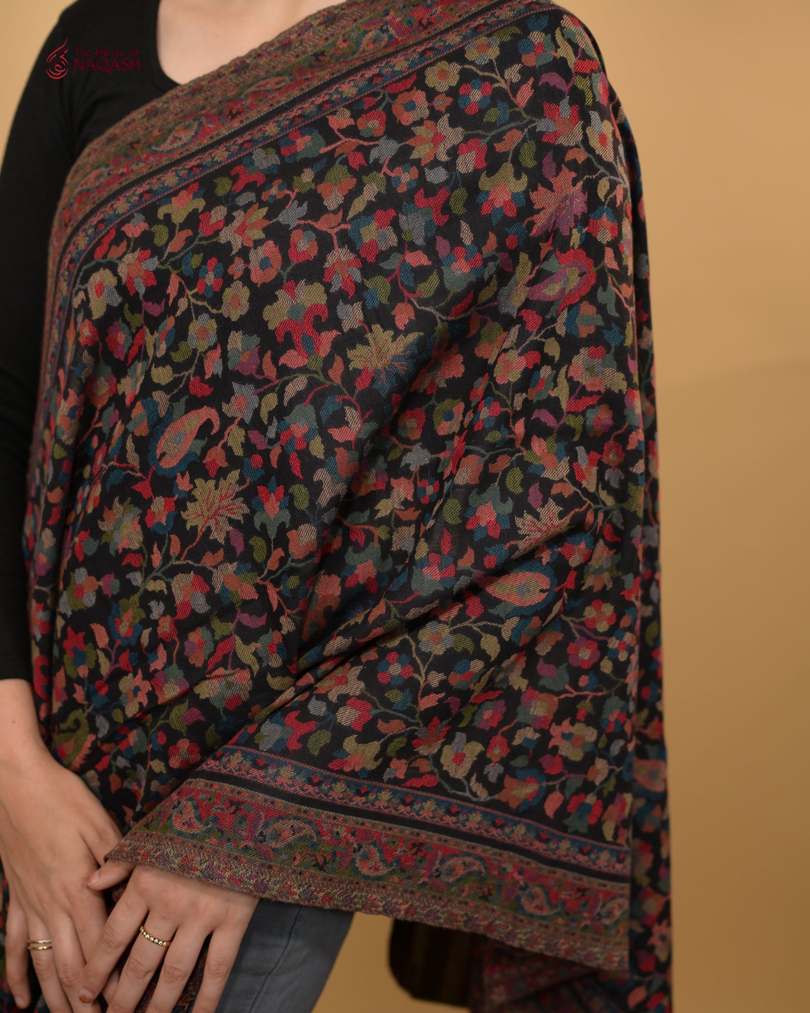 Radiant Black Gold Loom