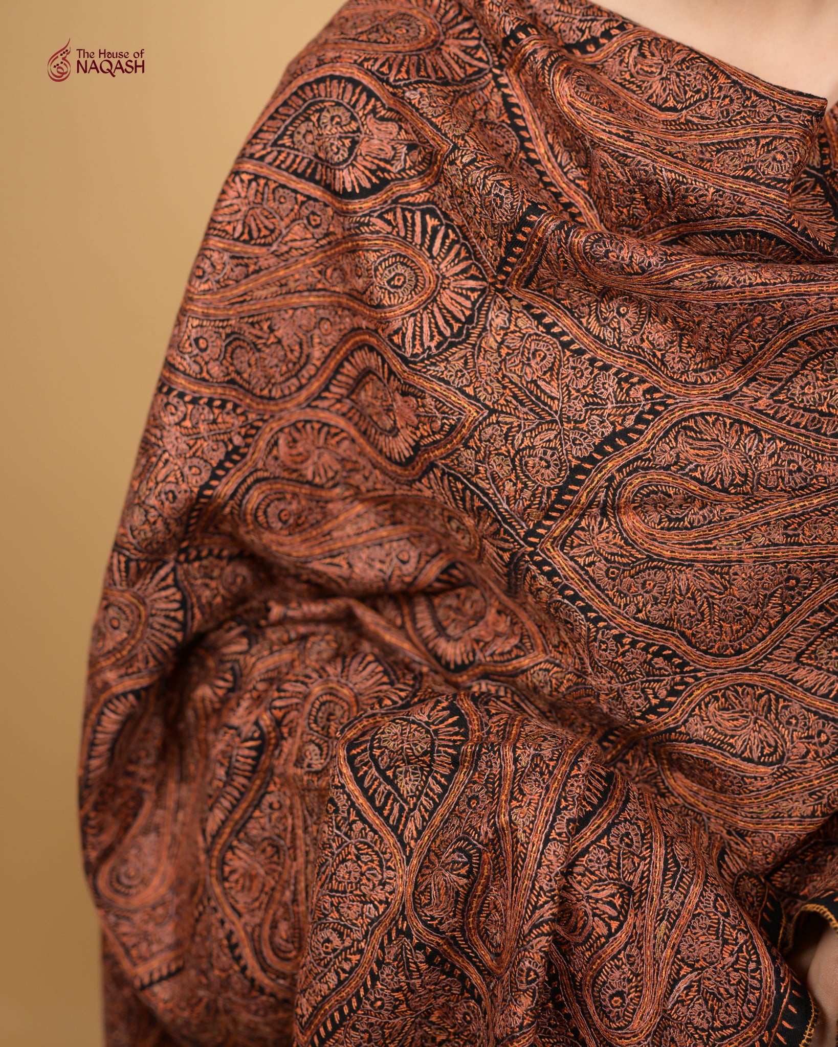 Noir Reverence Jamawar Woolen Shawl