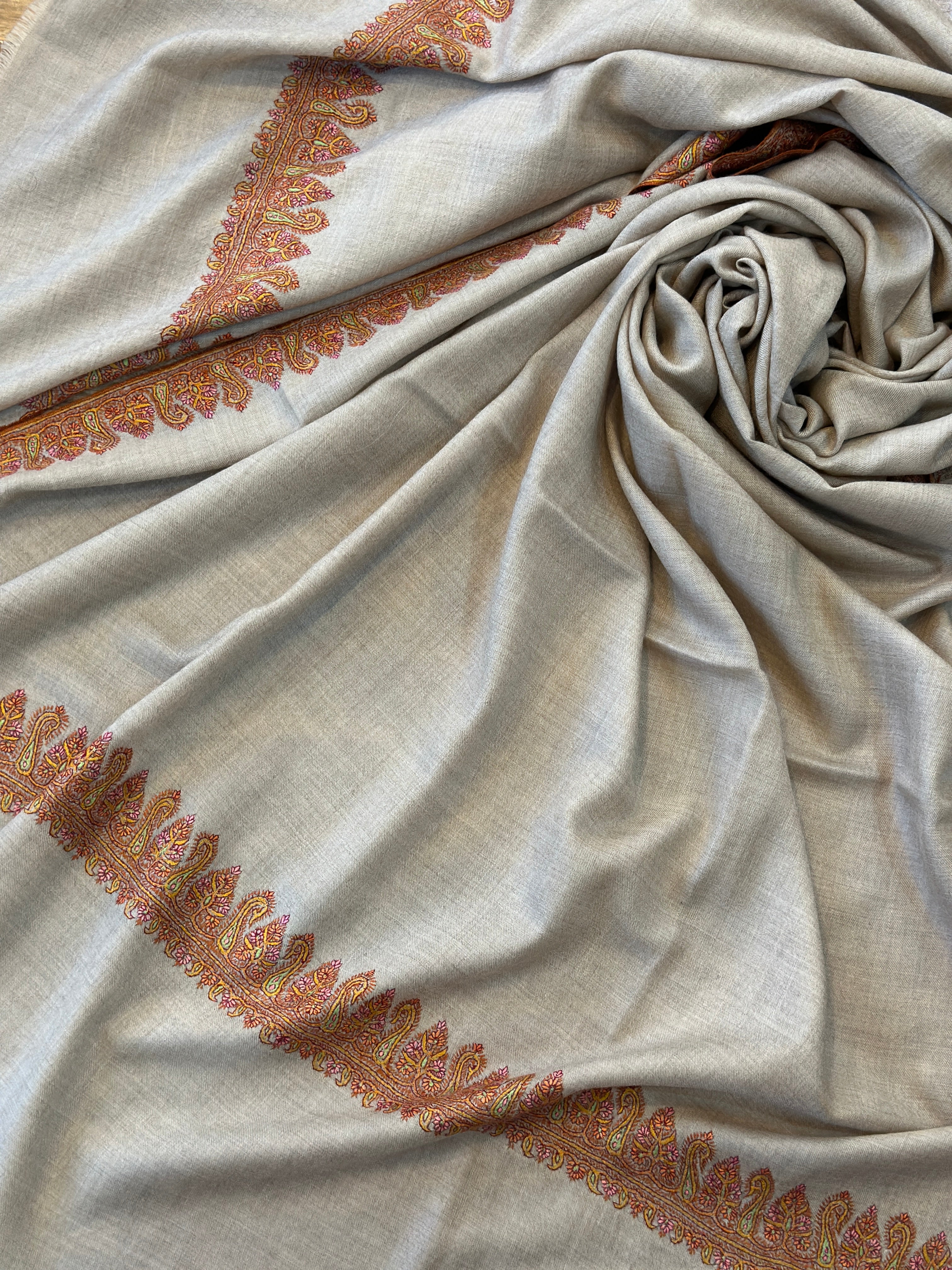 Naseem Hand Embroidered Pashmina Shawl