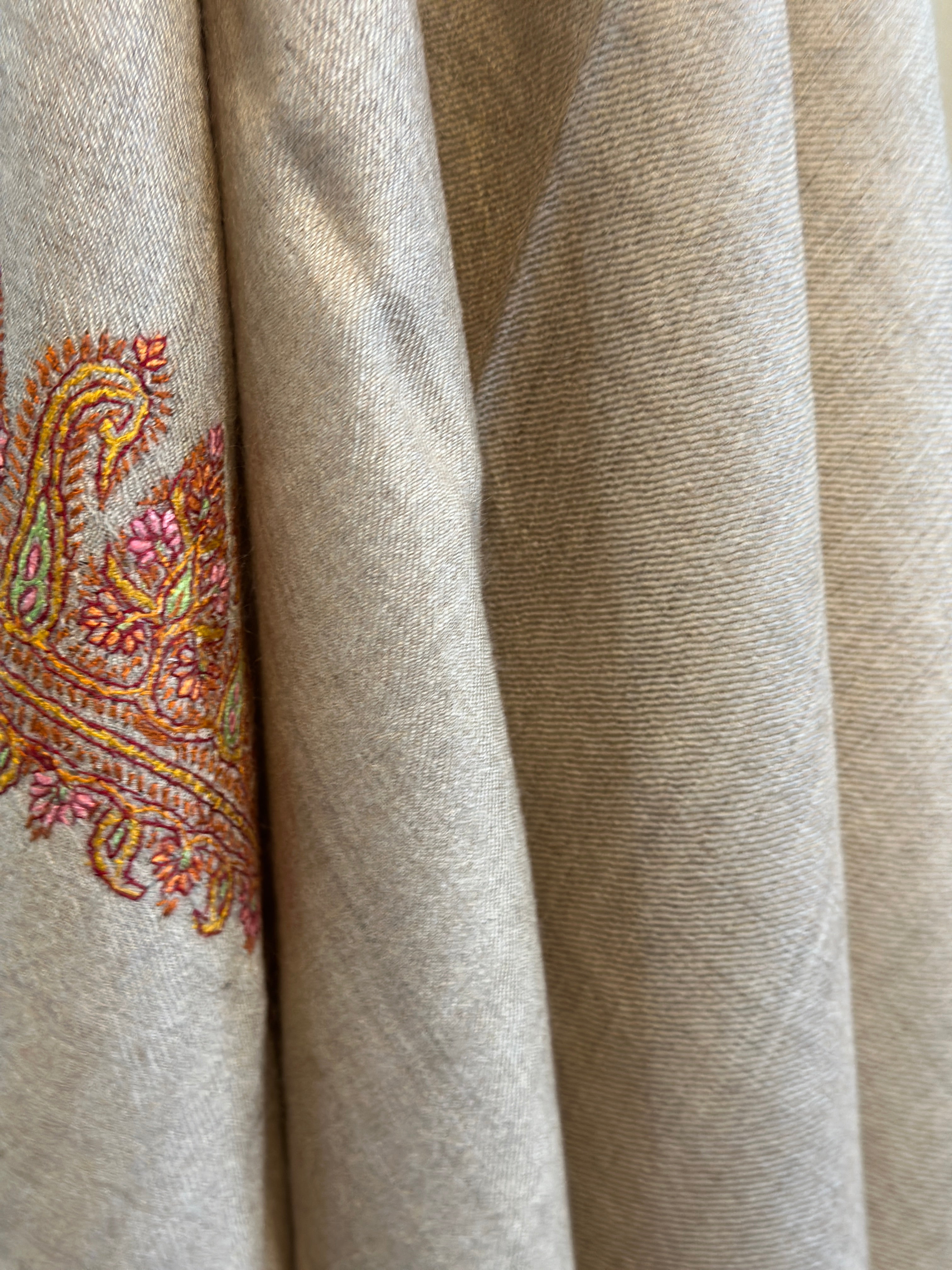 Naseem Hand Embroidered Pashmina Shawl