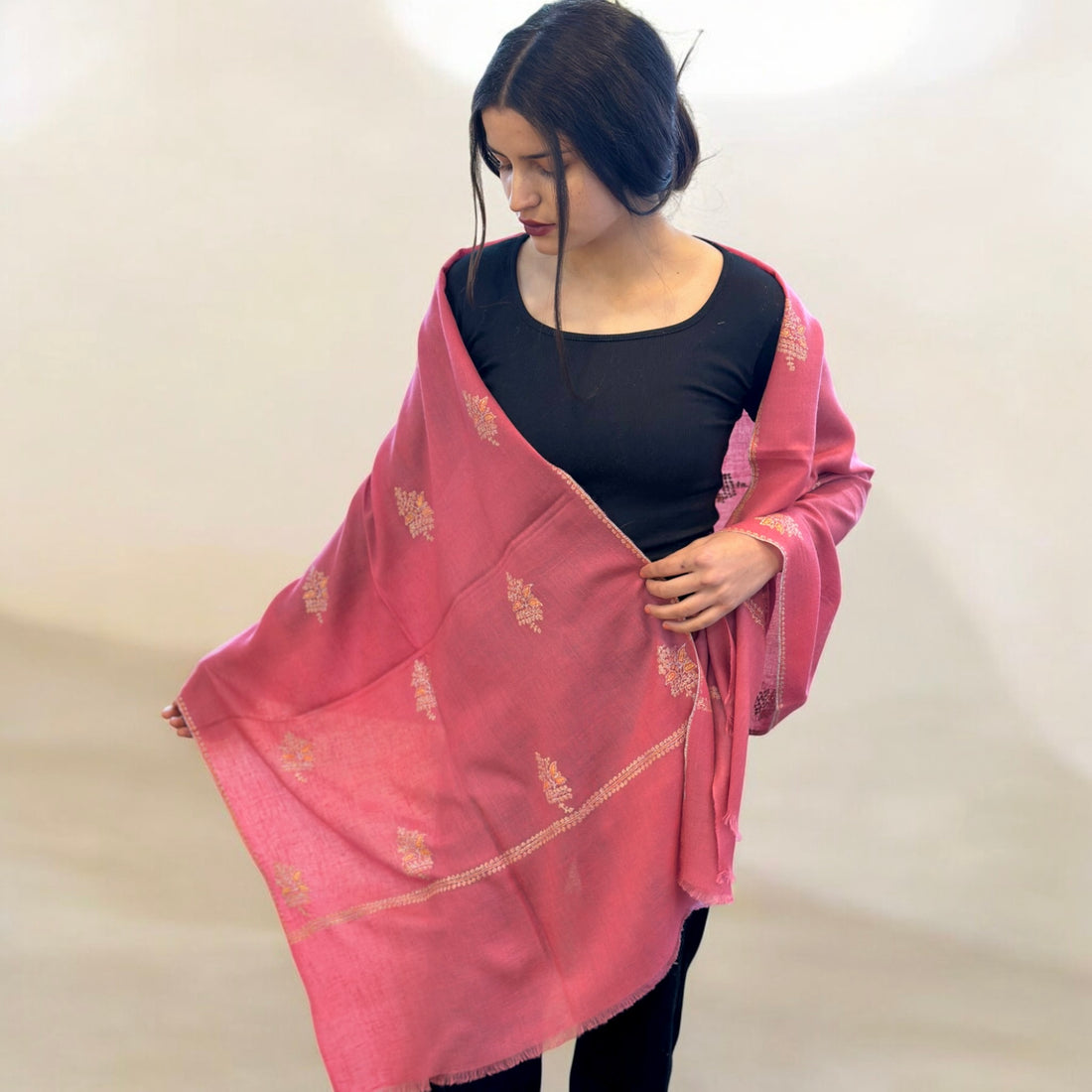 Fuchsia Splendor Buti Dar Pashmina Stole