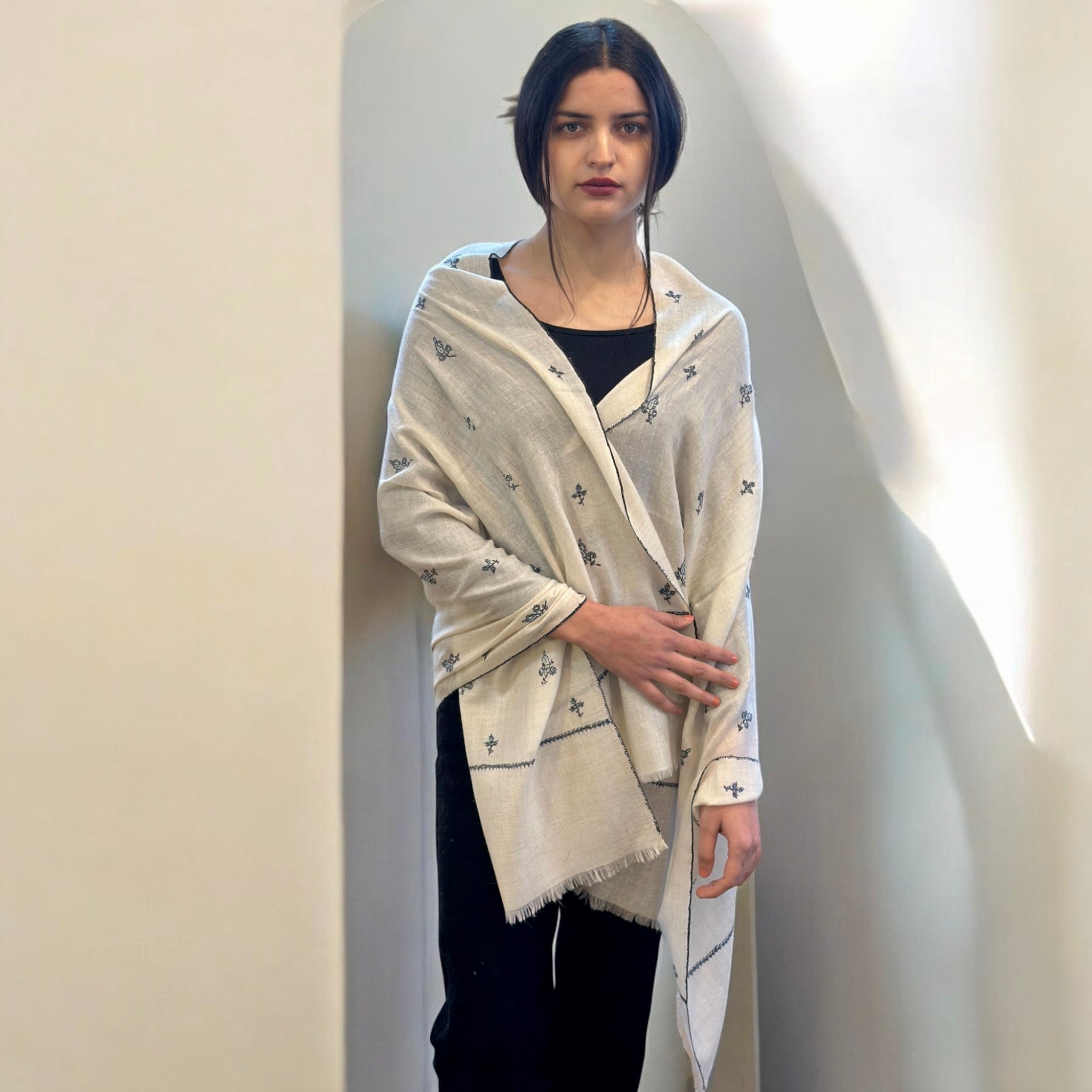 Ivory Elysium Buti Dar Pashmina Stole