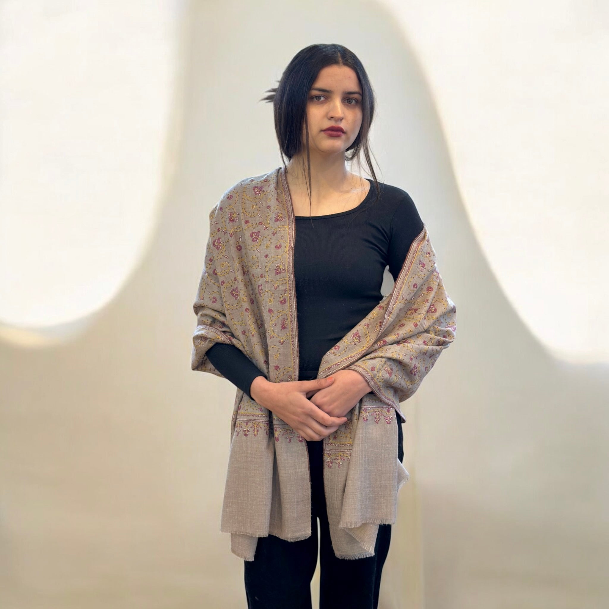 Ethereal Essence Handwoven Pashmina