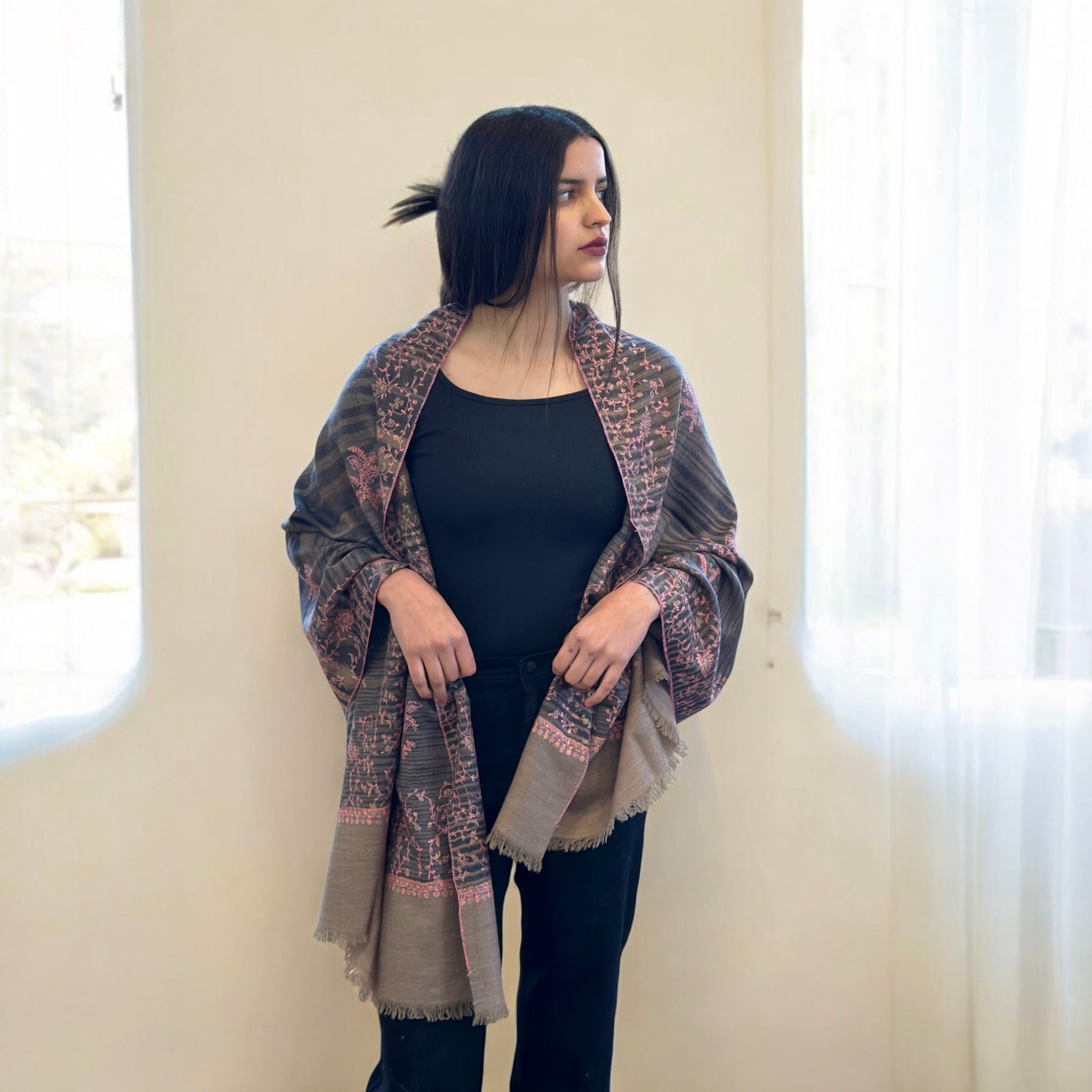 Natural Noir Handwoven Pashmina