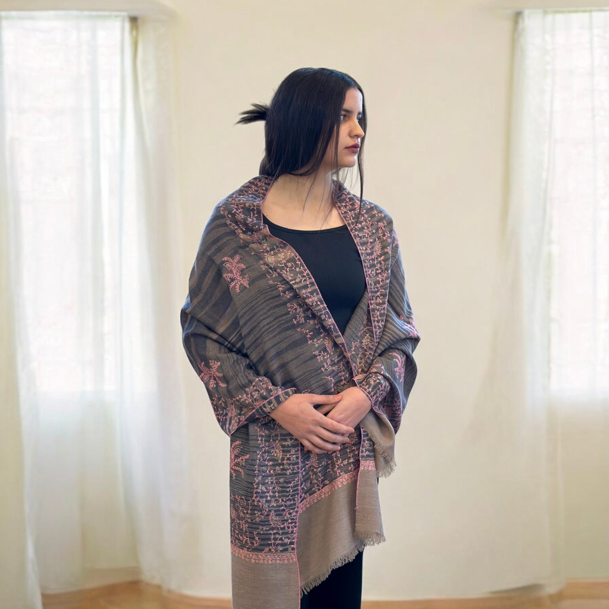 Natural Noir Handwoven Pashmina