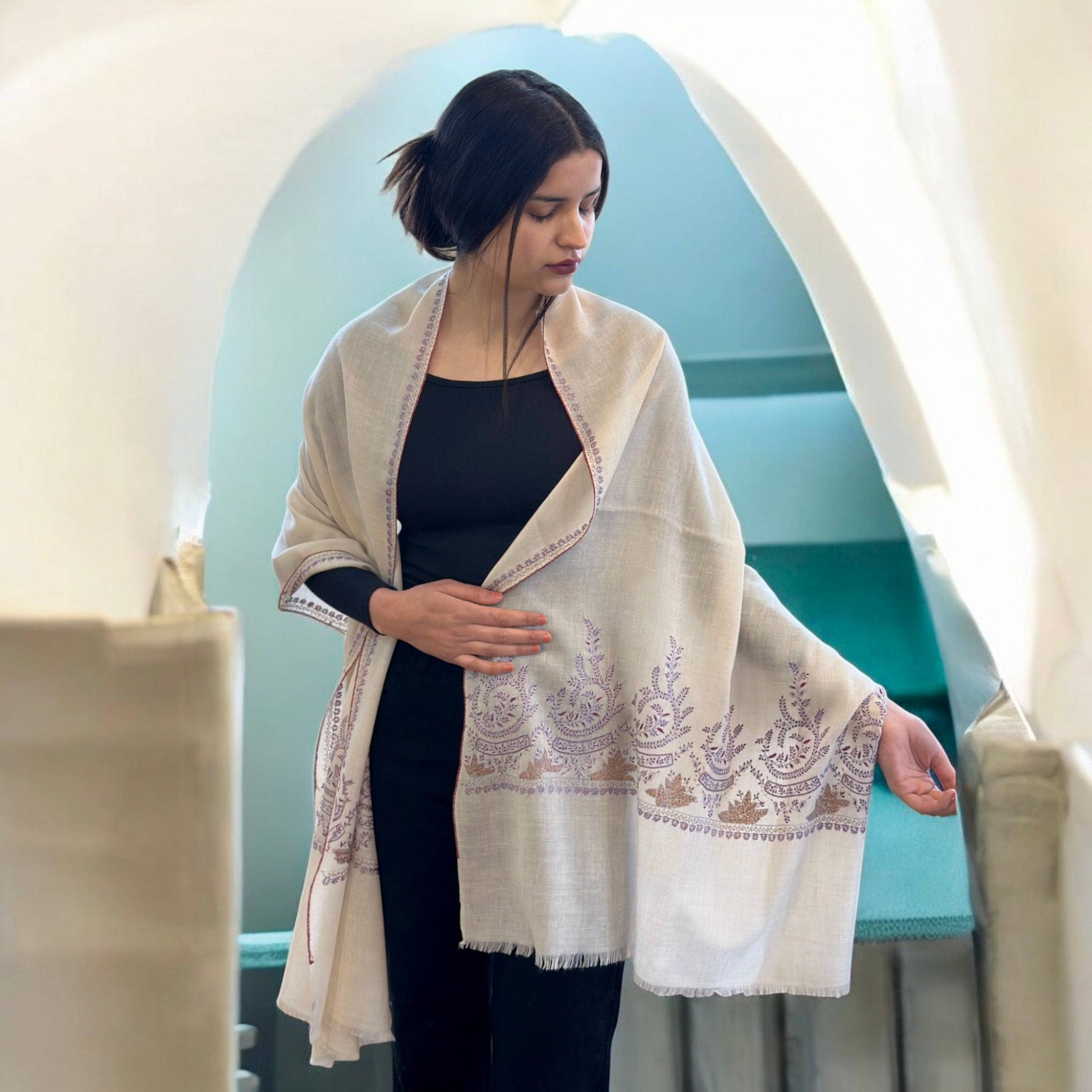 Ethereal White Handwoven Pashmina