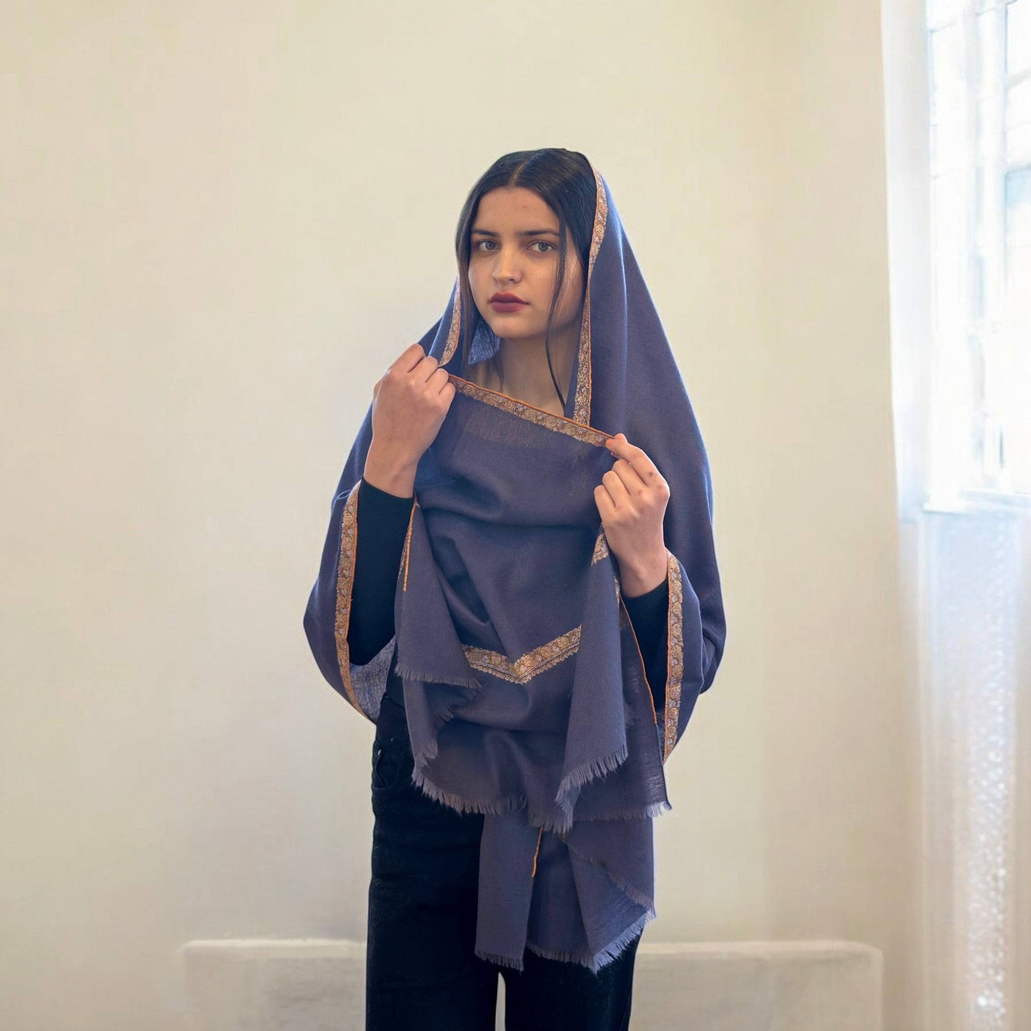 Silver Dawn Hashidar Pashmina Stole