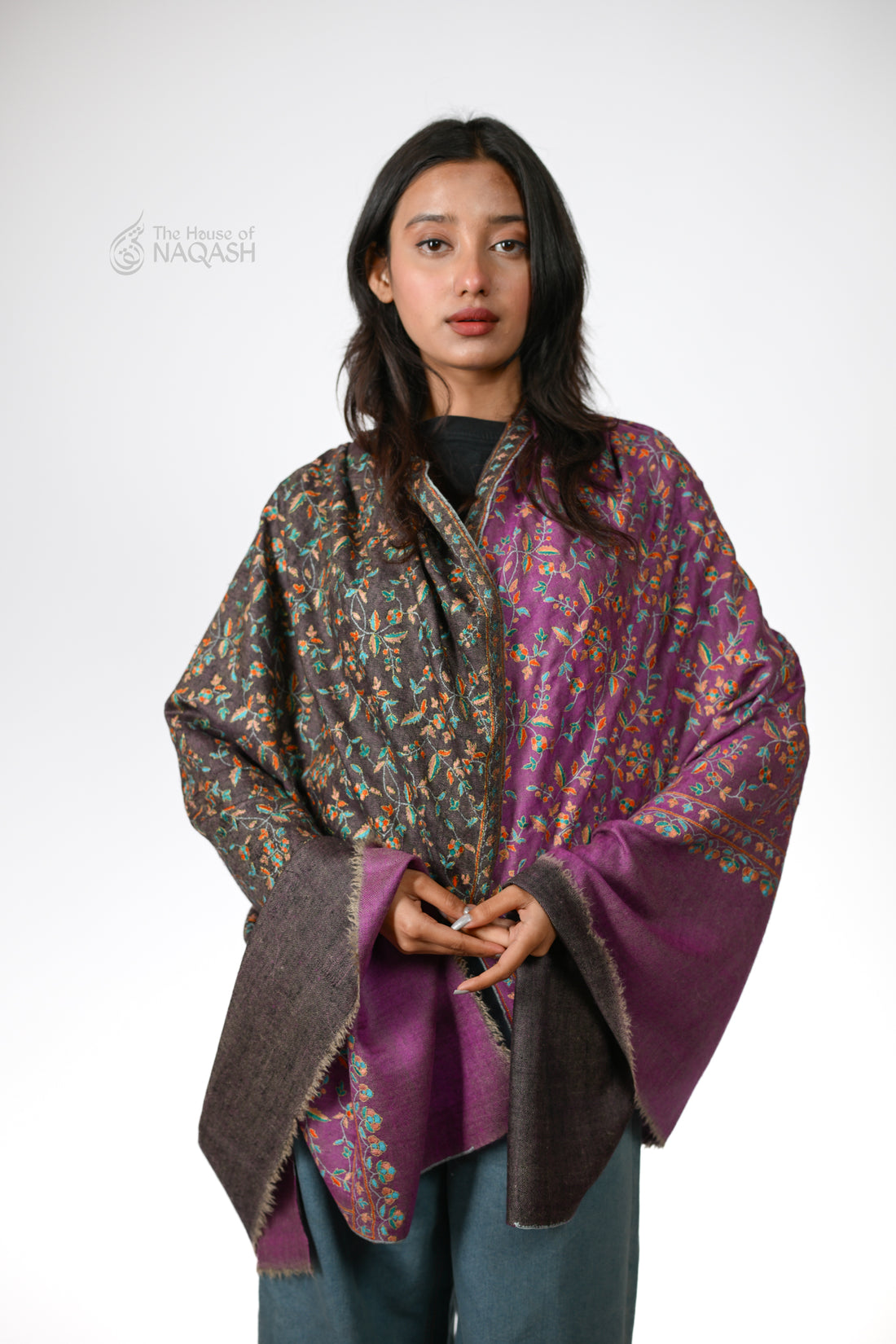 Double Tone Drape Reversible Sozni Jaalidaar Hand-Embroidered GI Pashmina Shawl