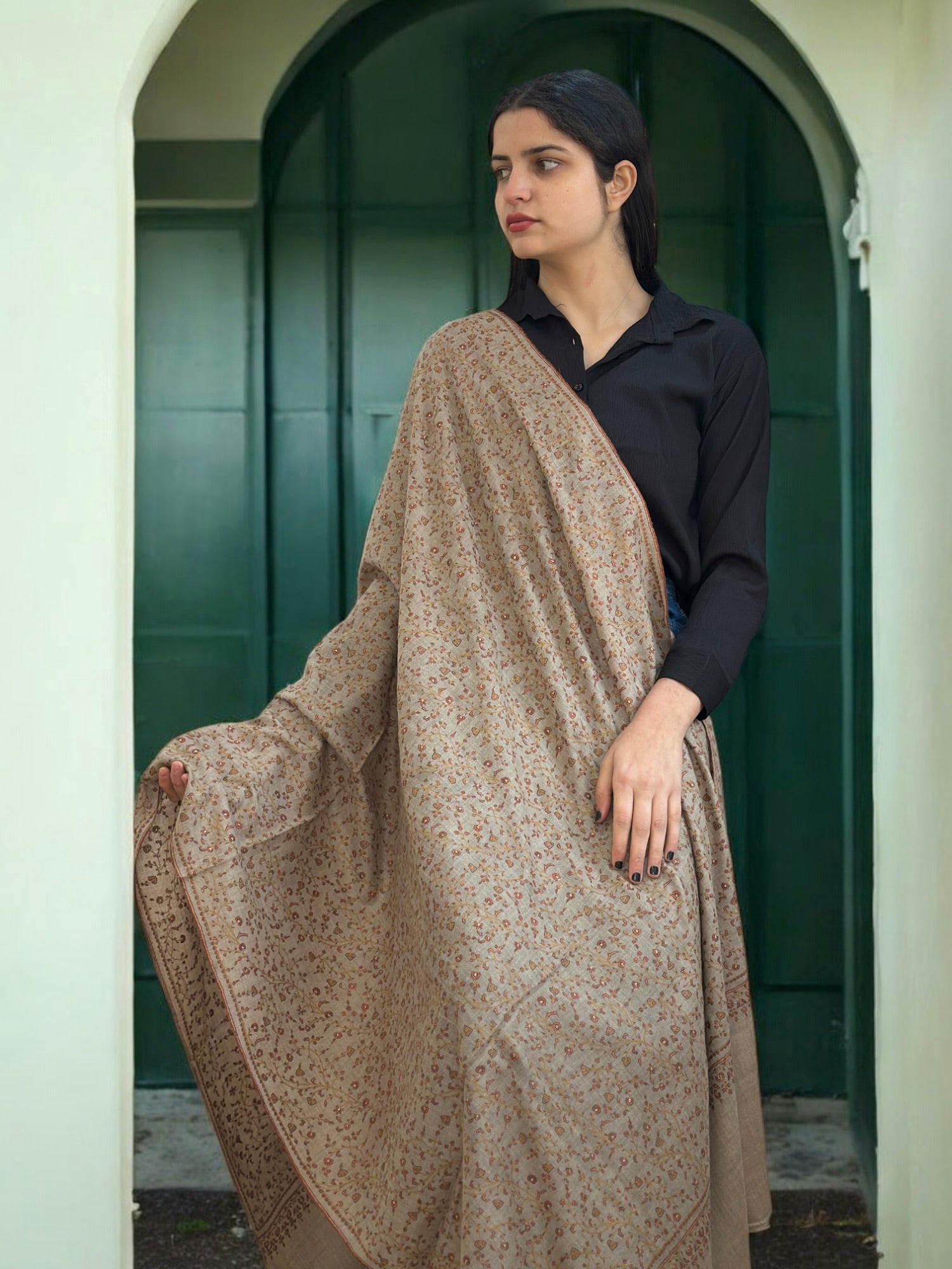 Verdant Bloom Jaal GI Pashmina Shawl