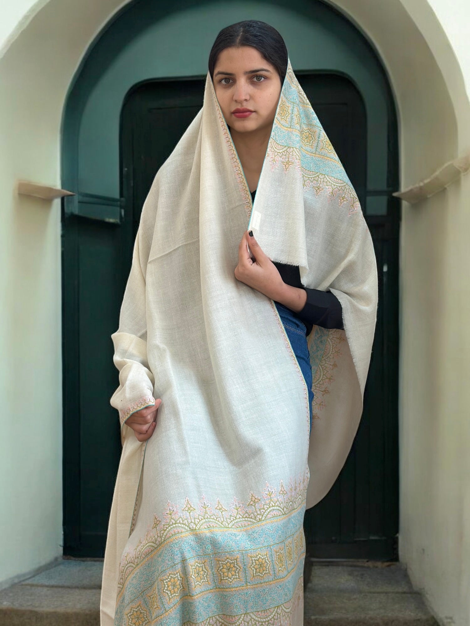 Ivory Symphony Palle Dar GI Pashmina Shawl