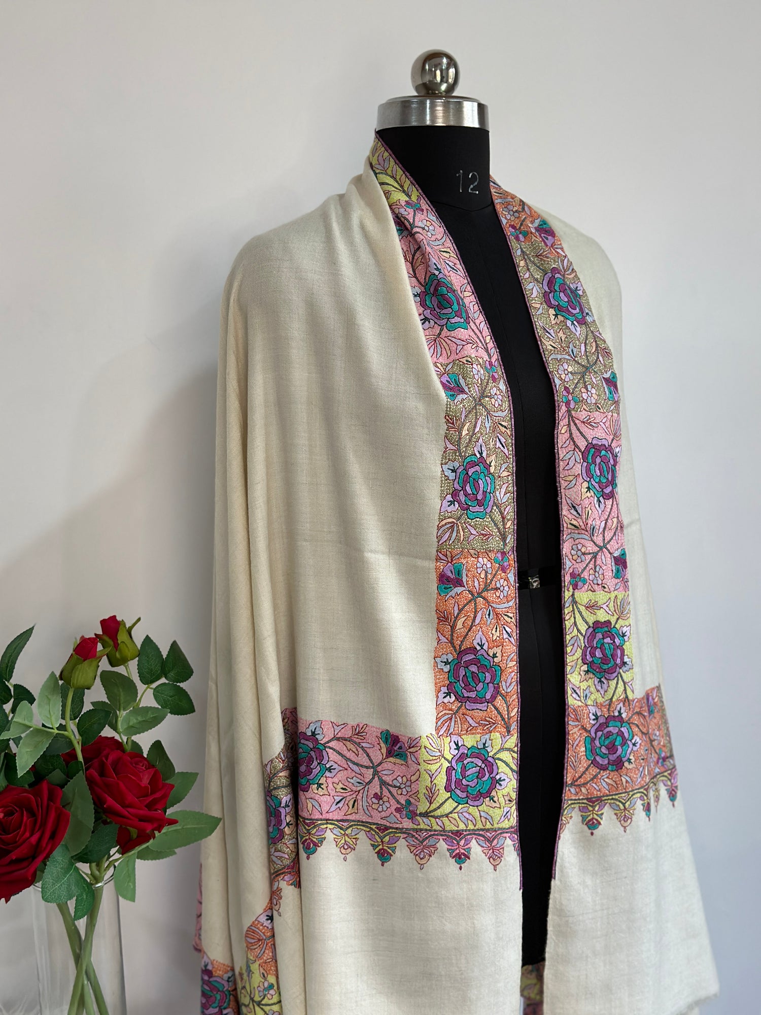 Creamy White Sozni Embroidered GI Pashmina Shawl