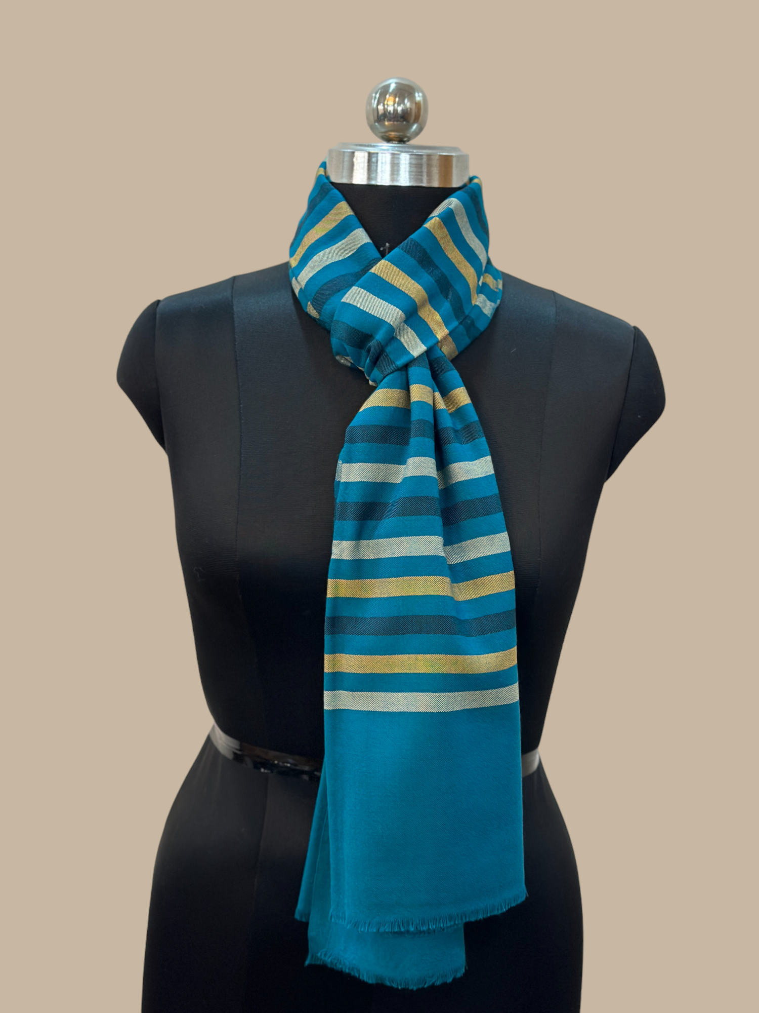 Radiant Ribbon Stole