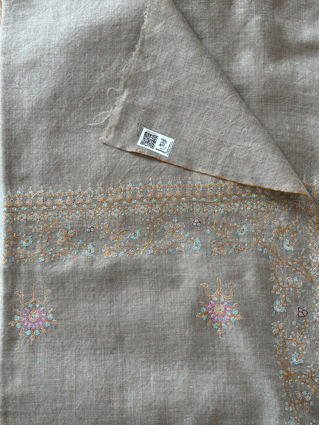 Neutral Opulence GI Pashmina Shawl