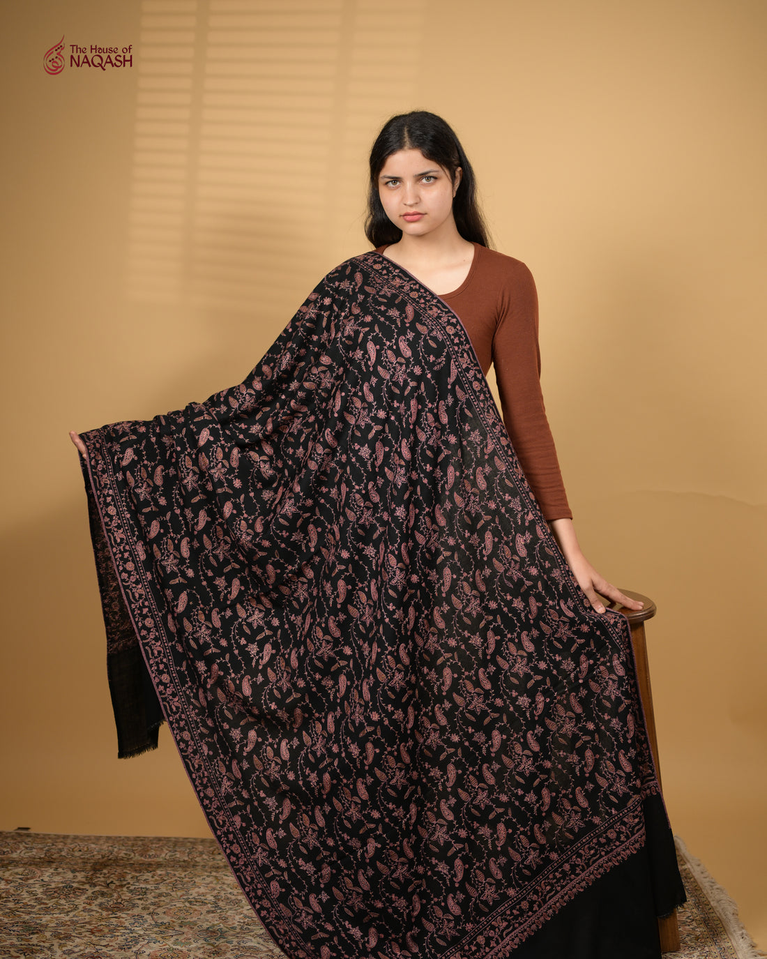 Vivid Jaal Woolen Shawl