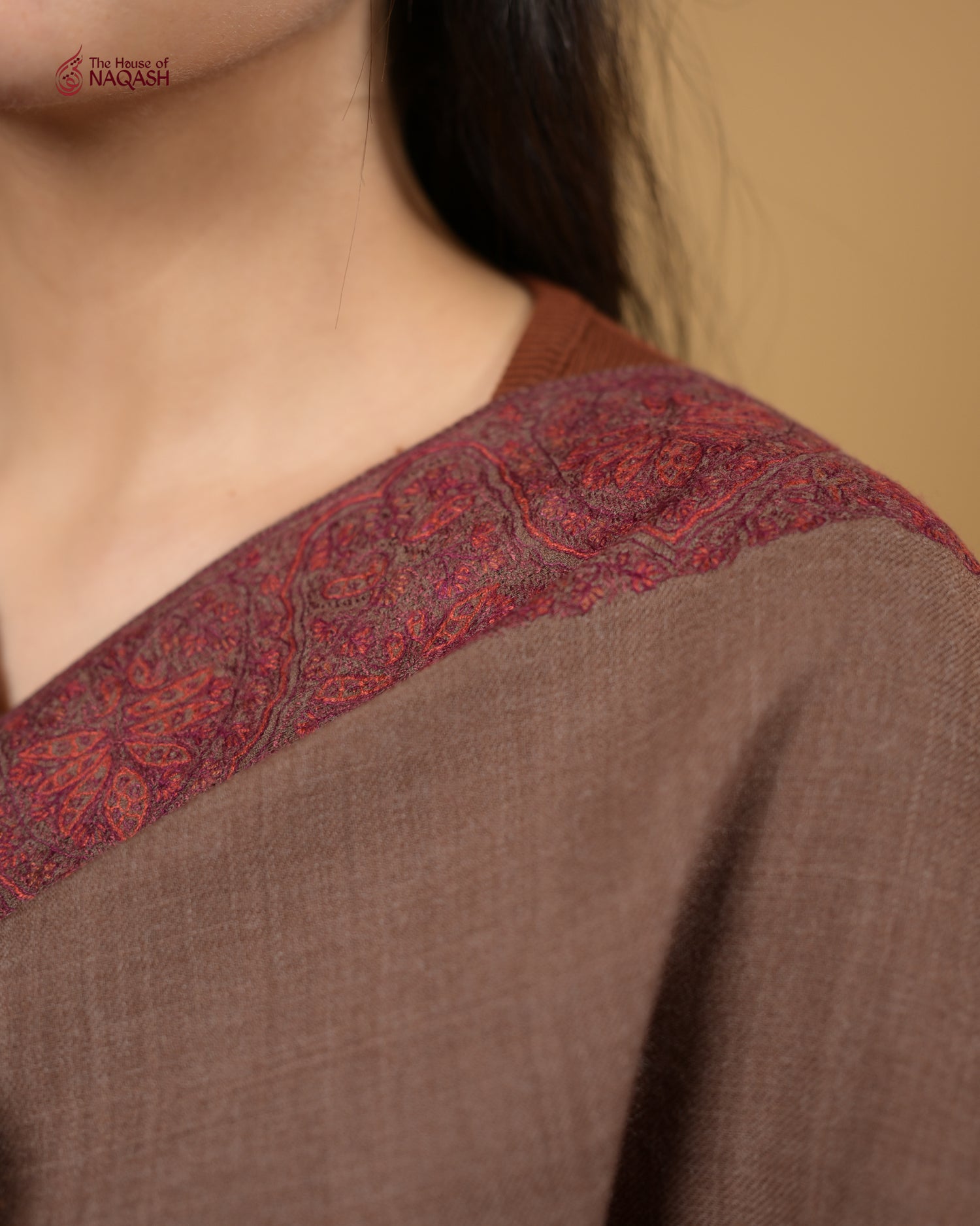 Earth’s Embrace Woolen Shawl