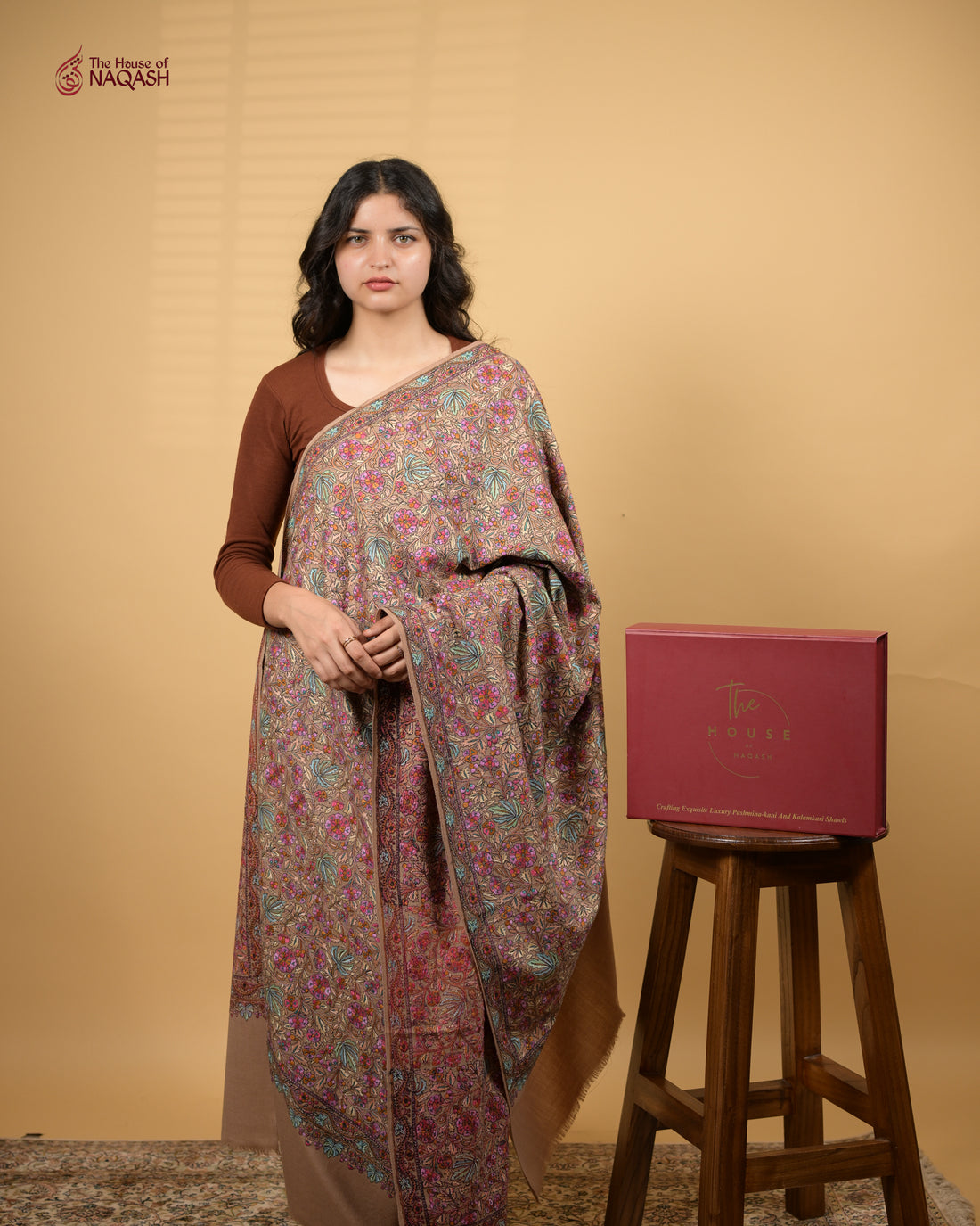 Jamawar Accent Woolen Wrap