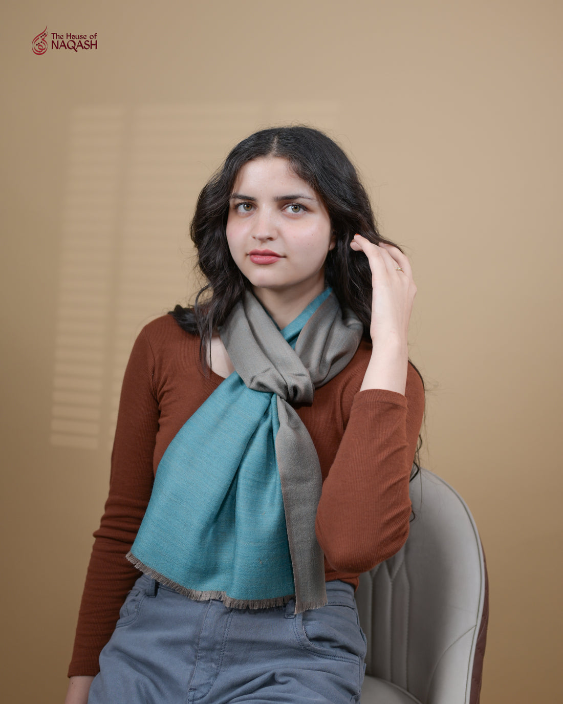 Azure Drift Reversible Woolen Scarf