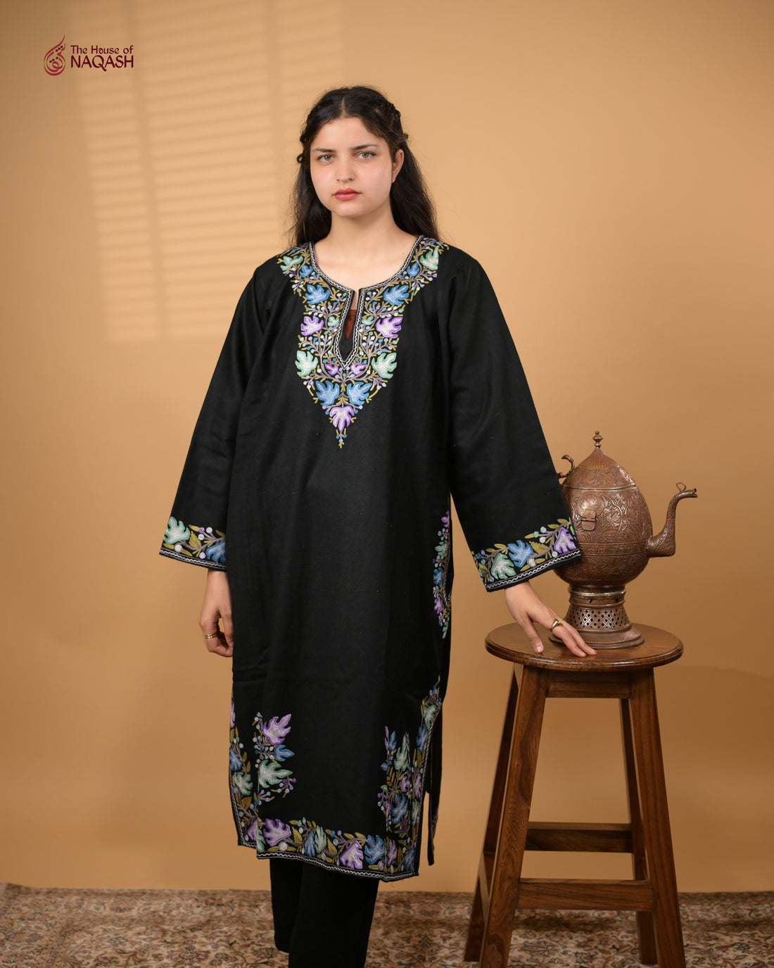 Classic Kashmiri Ari Phiran