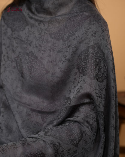 Grape-Coloured Scarf