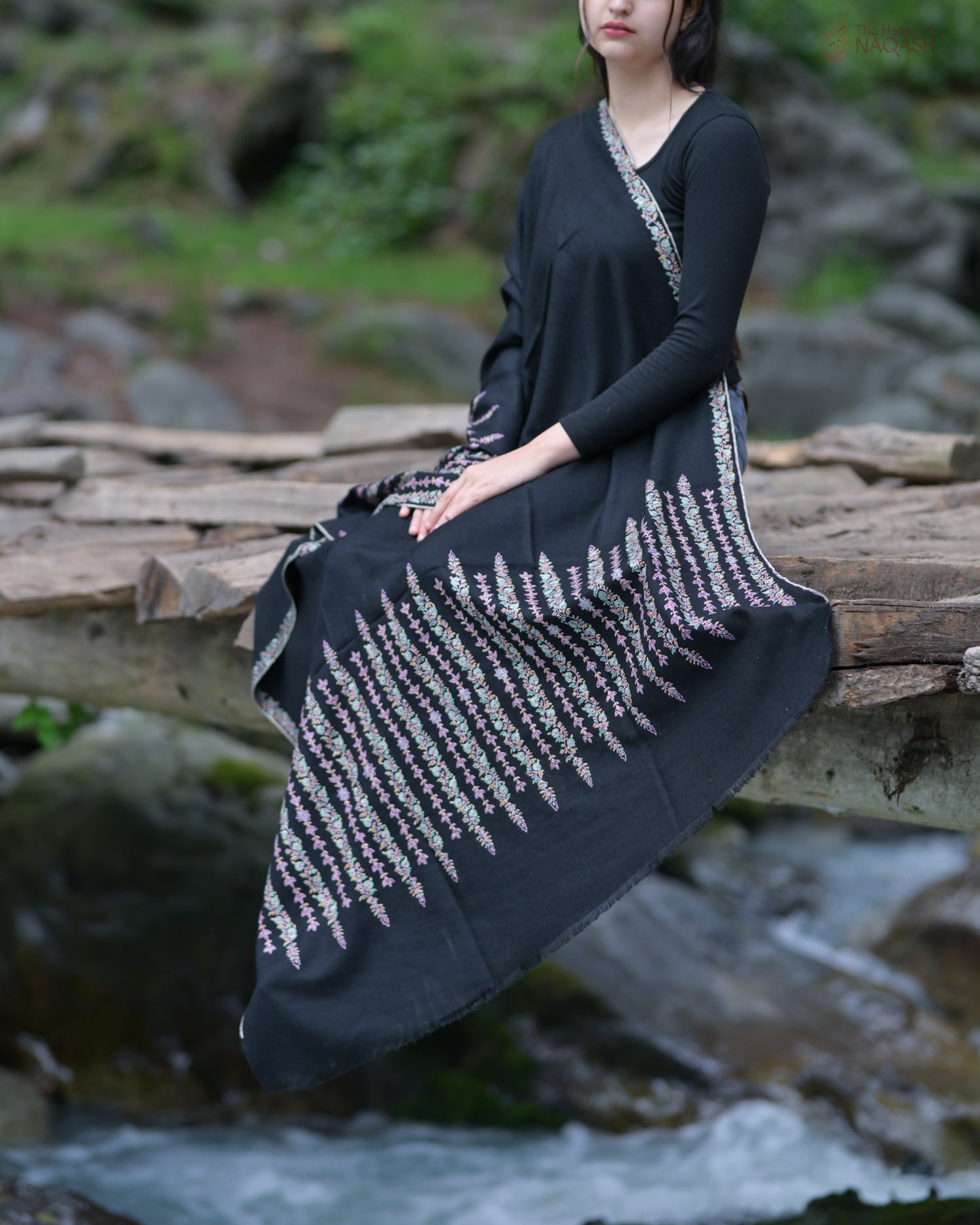 Obsidian Grace Pashmina Shawl