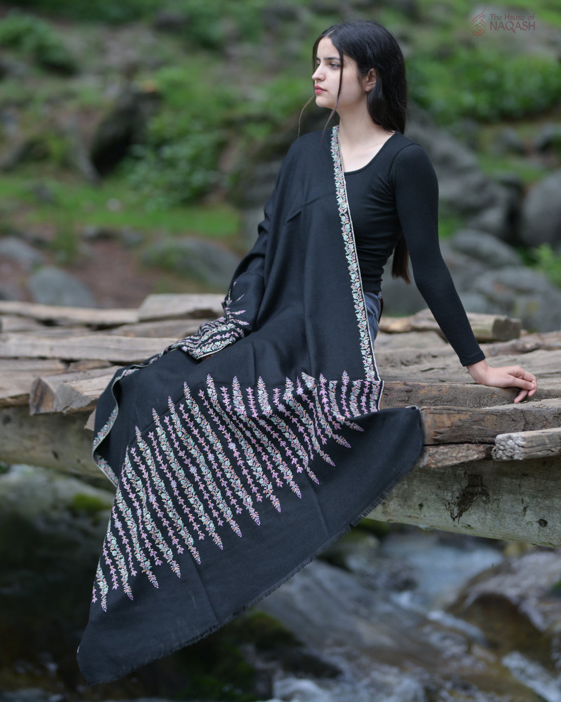 Obsidian Grace Pashmina Shawl