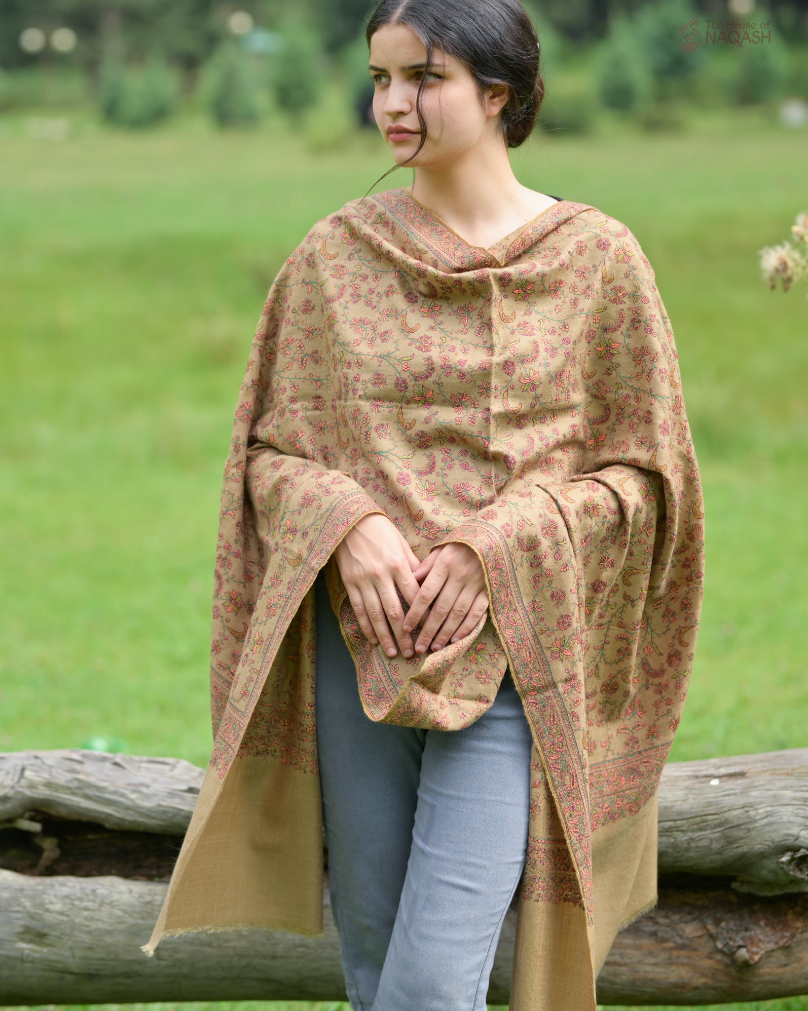 Royal Heritage Sozni Jaalidaar Hand-Embroidered GI Pashmina Shawl