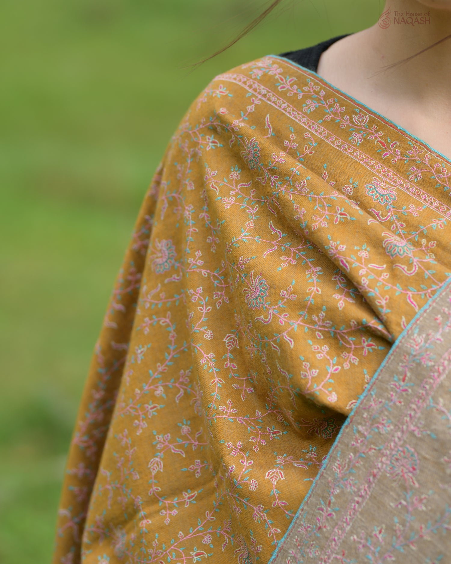 Two-in-One Reversible GI Pashmina Shawl
