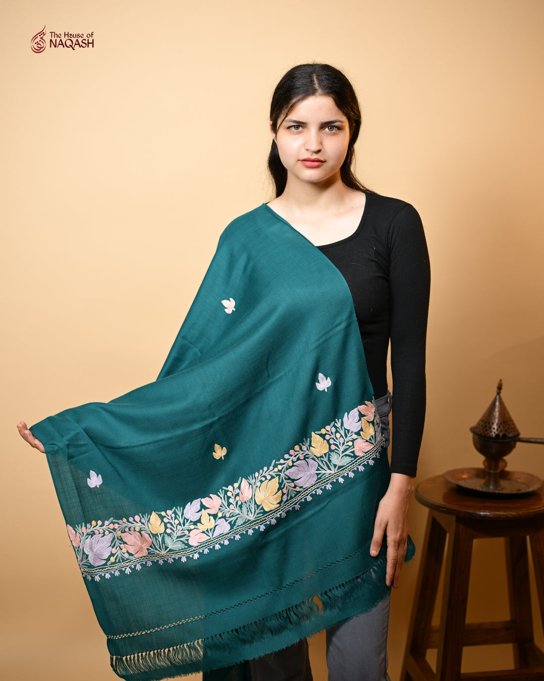 Graceful Ari machine work Stole