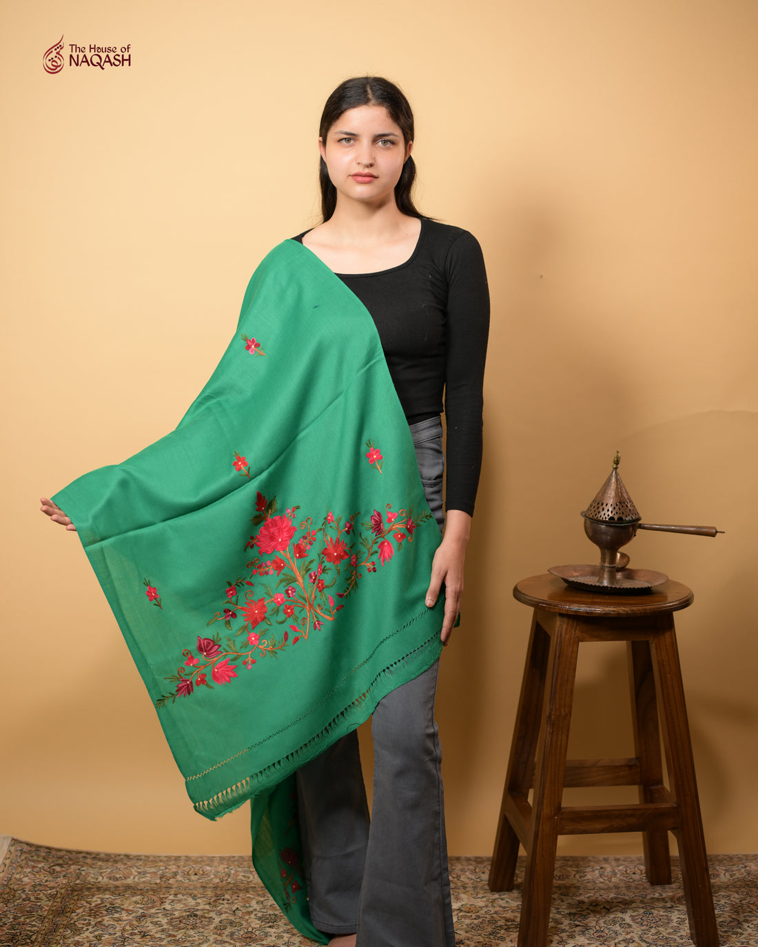 Ari Delightful Stole