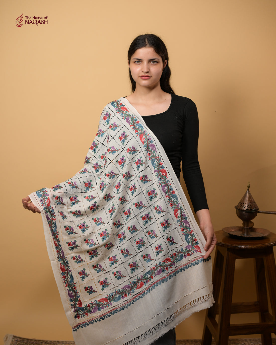 Luminous Pearl Ari Stole