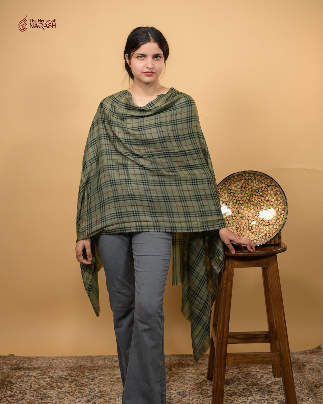 Forest Line Motif Wrap