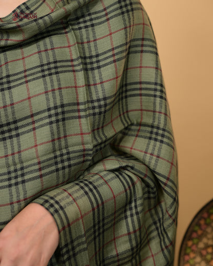 Forest Line Motif Wrap