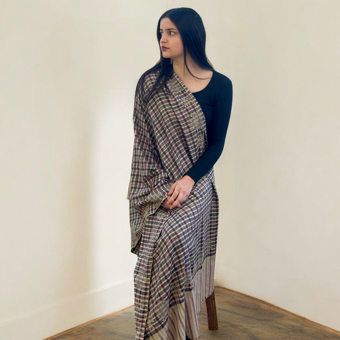 Beige and Noir Pashmina Shawl with Sozni Embroidery