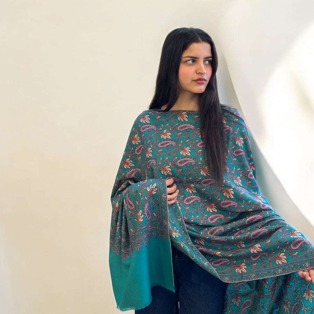 Aqua Marine Sozni Jaalidaar Hand-Embroidered GI Pashmina Shawl