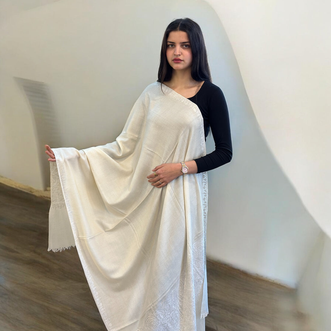 Deep Drift Hand Embroidered GI Pashmina Shawl