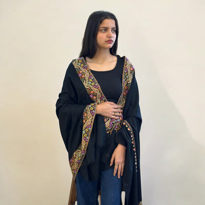 Ebony Veil Hand-Embroidered GI Pashmina Shawl